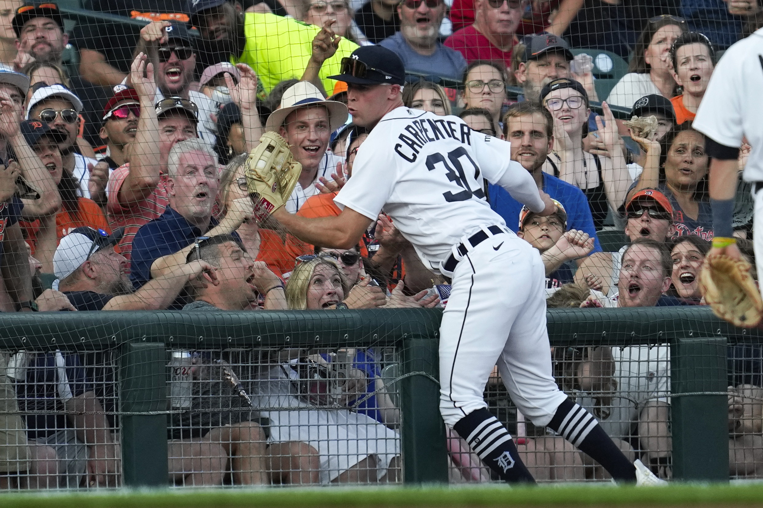 Max Kepler's two-run triple helps Twins top Tigers