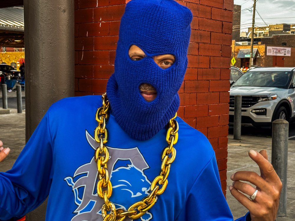 Detroit Lions blue ski masks, explained: Team sends out advisory - Pride Of  Detroit