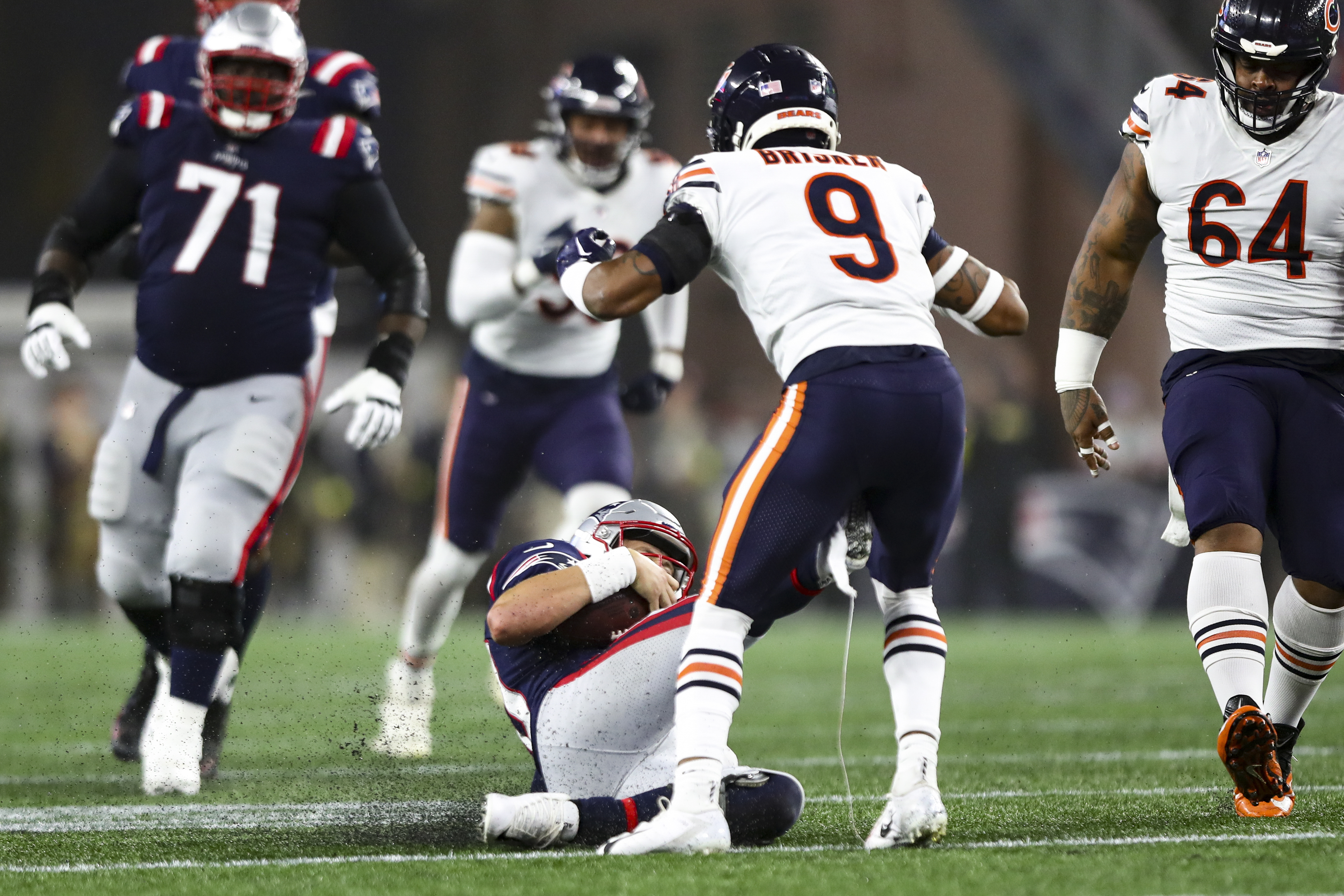 Bears player accuses Patriots QB Mac Jones of 'dirty' play on low-blow  slide 