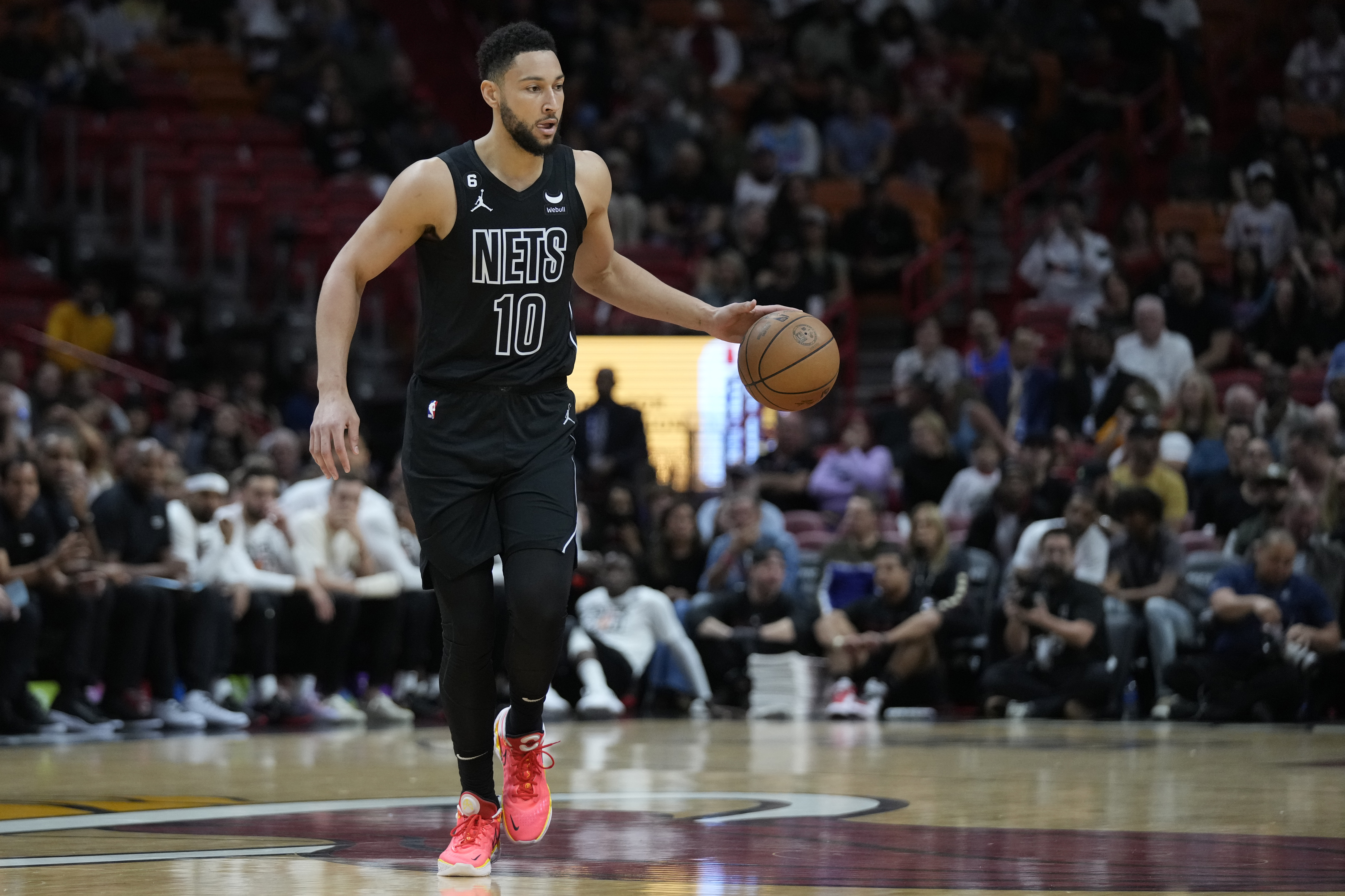 Ben Simmons' Outfit Goes Viral Courtside With So Many Clashing Colors –  Footwear News