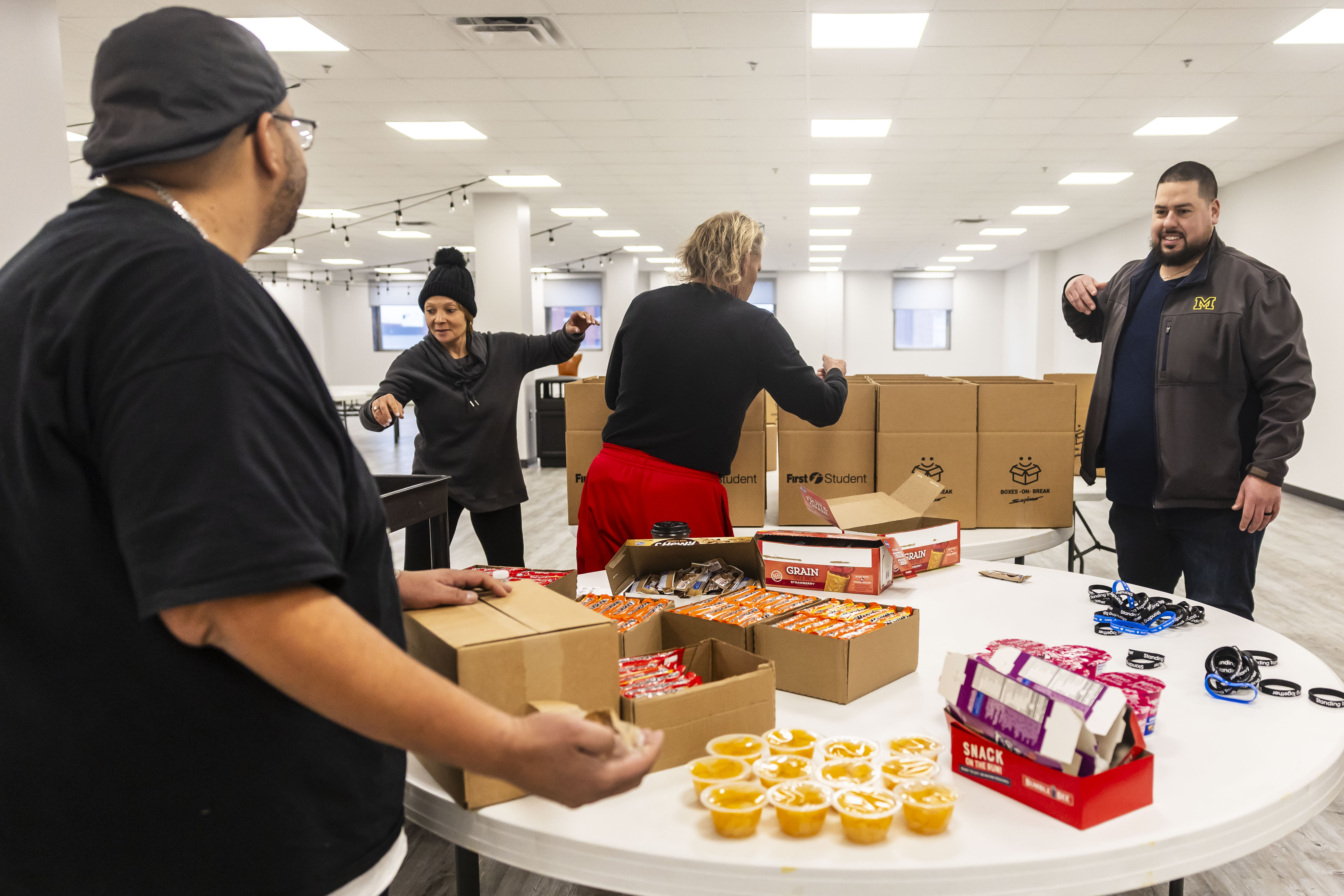 Saginaw’s Boxes on Break - mlive.com