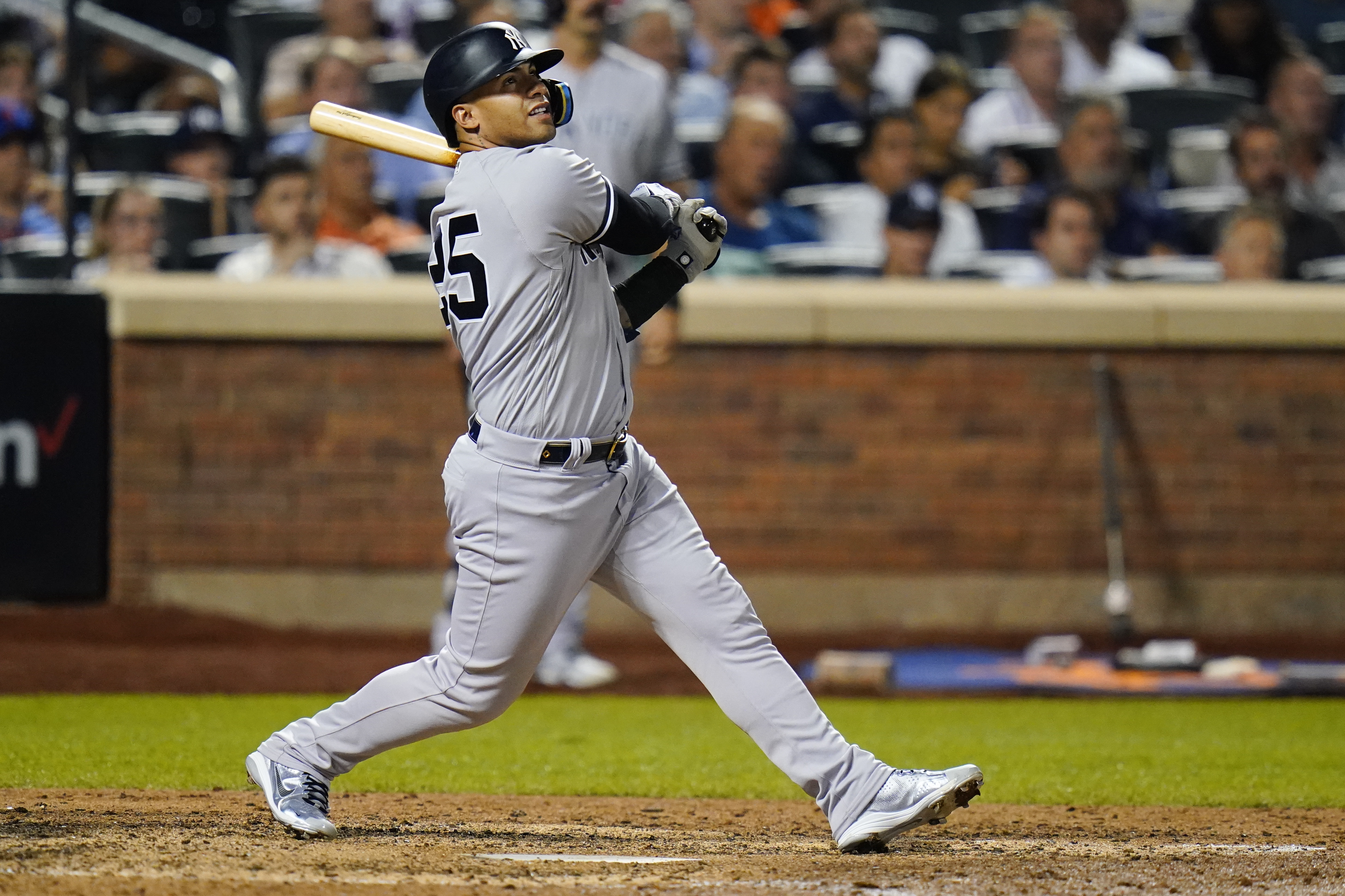 In Need of Infield Help, the Yankees Cautiously Consider Gleyber