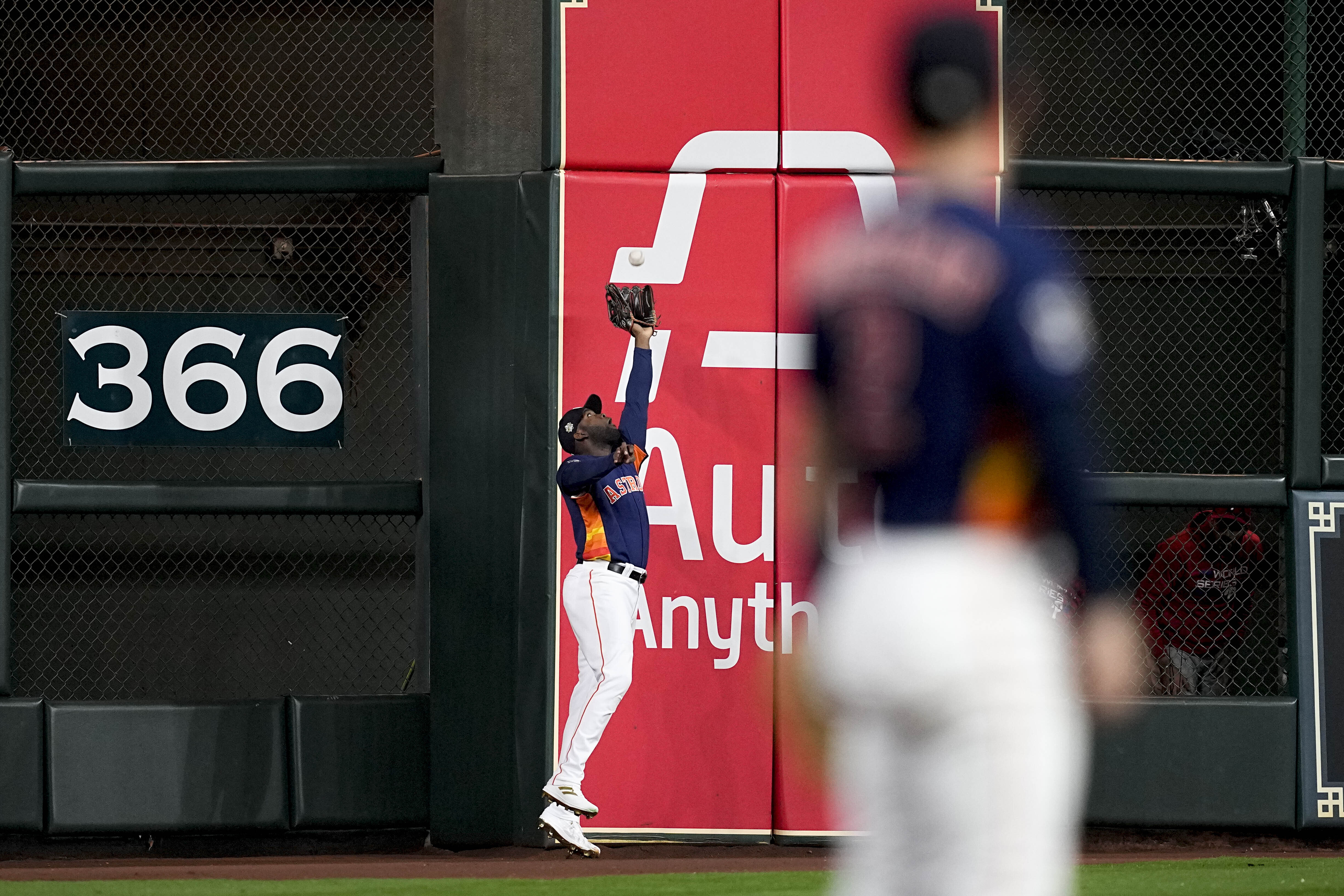 Photo: Philadelphia Phillies Edmundo Sosa Is Safe At Home