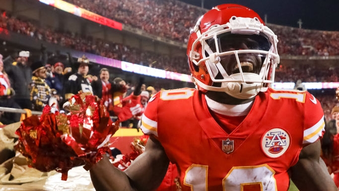 Tyreek Hill says he did not remove his helmet in celebration - NBC