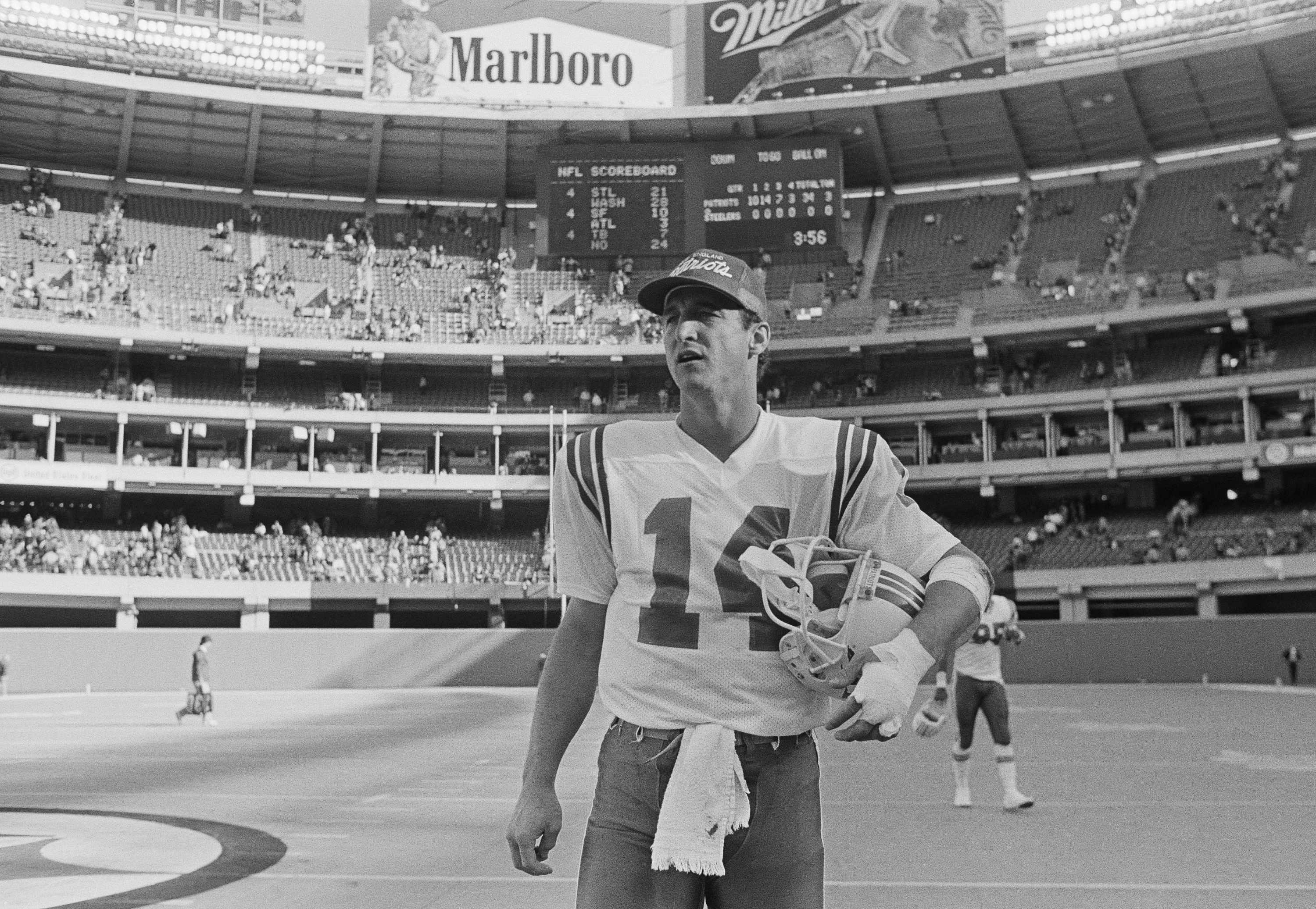 Where Are They Now: Long before Tom Brady, Steve Grogan was the Pats' QB