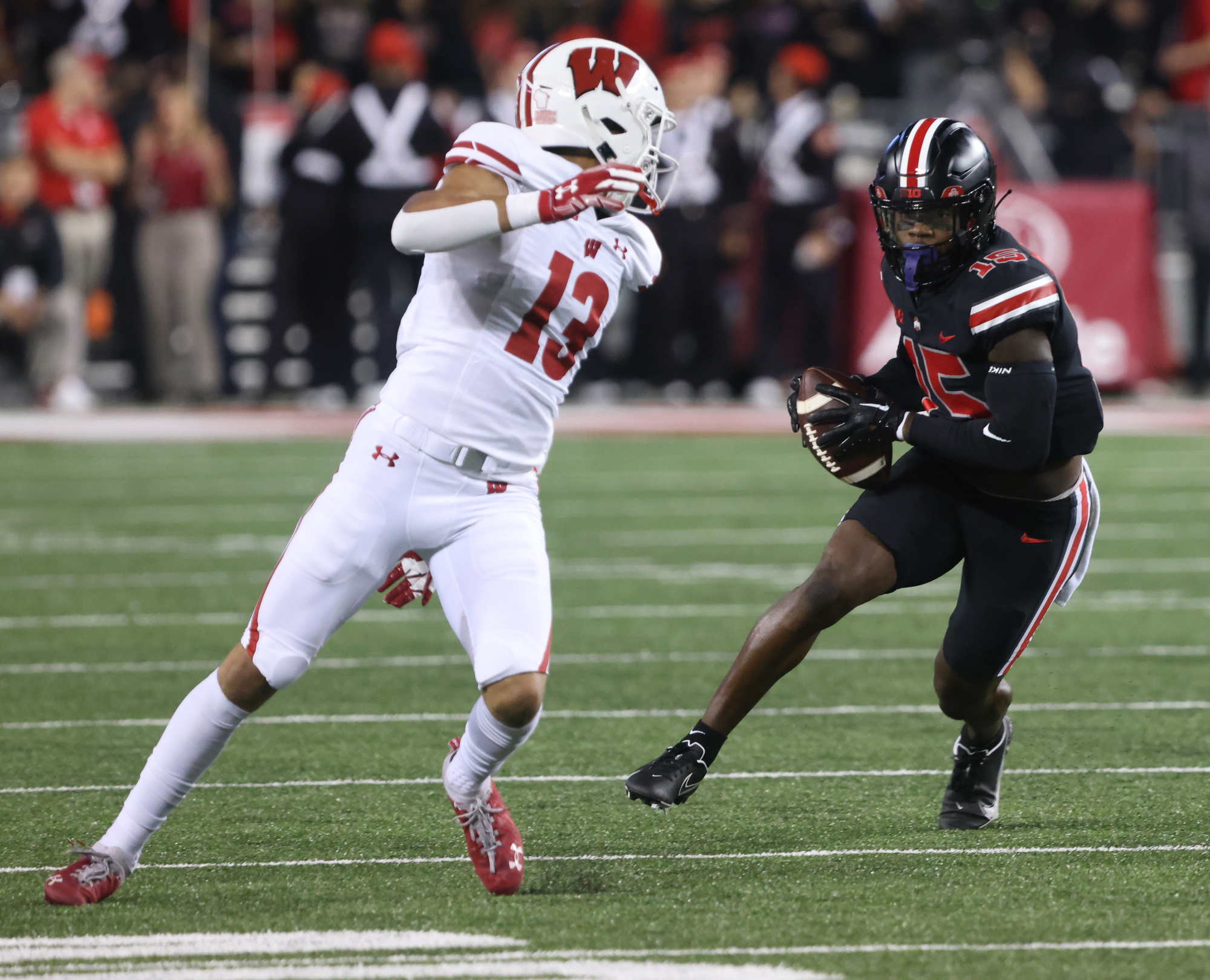 No. 3 Buckeyes score early and often, bury Wisconsin 52-21