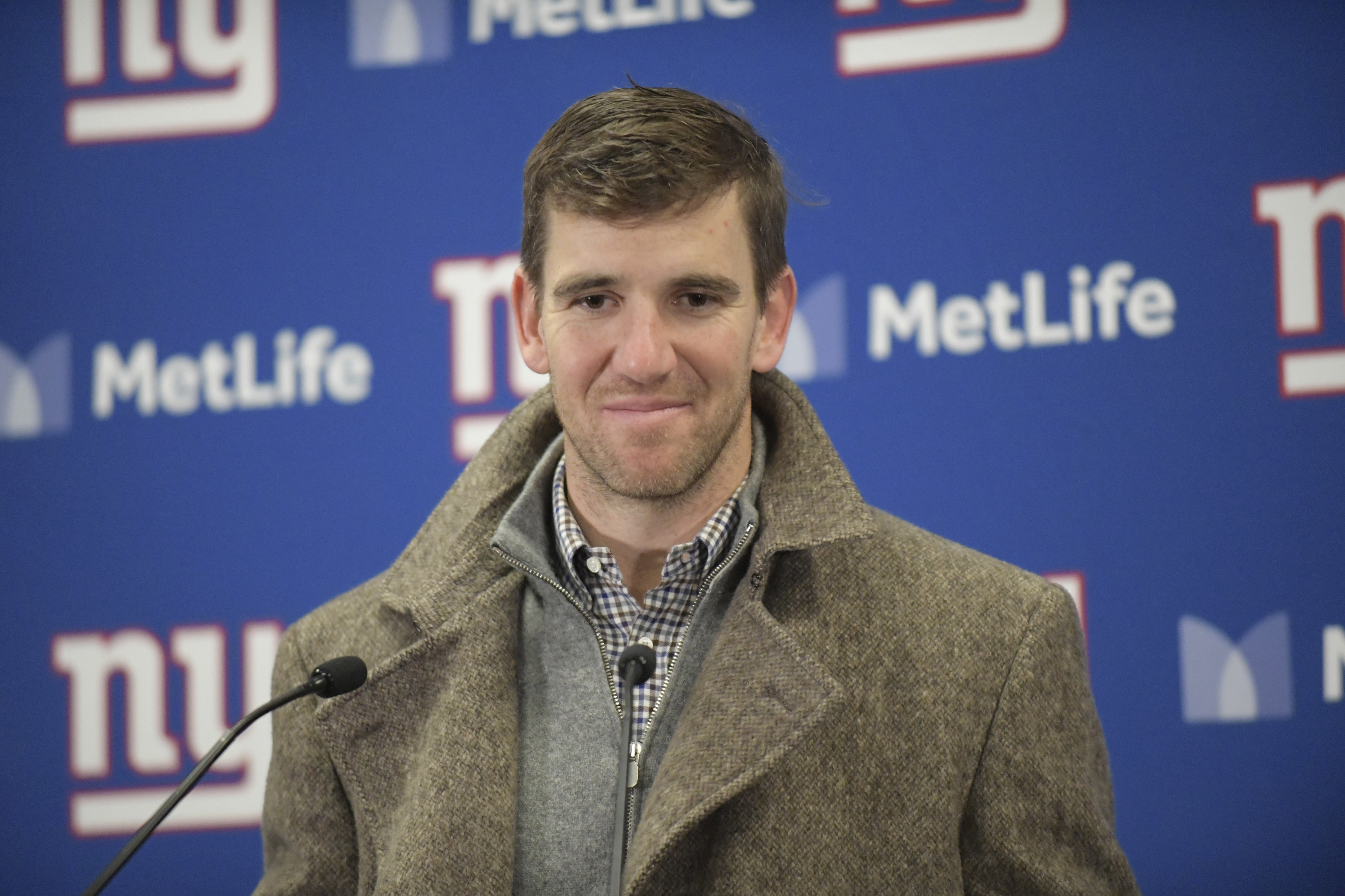 Eli Manning retiring? NY Giants QB not ready to say what his future holds -  syracuse.com