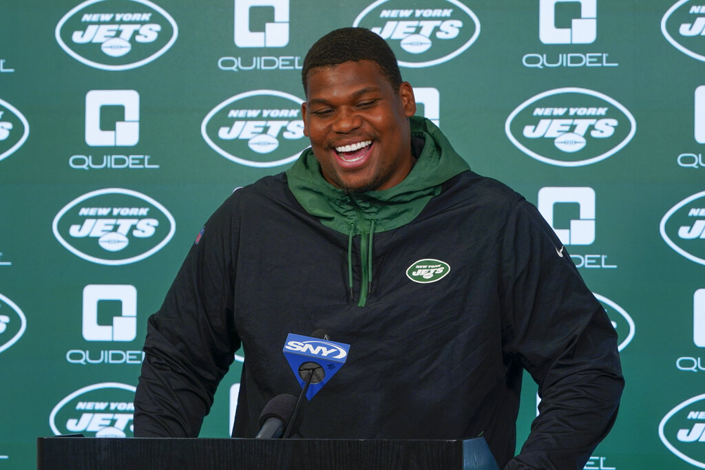 NY Jets news: Quinnen Williams no show, Garrett Wilson changing number