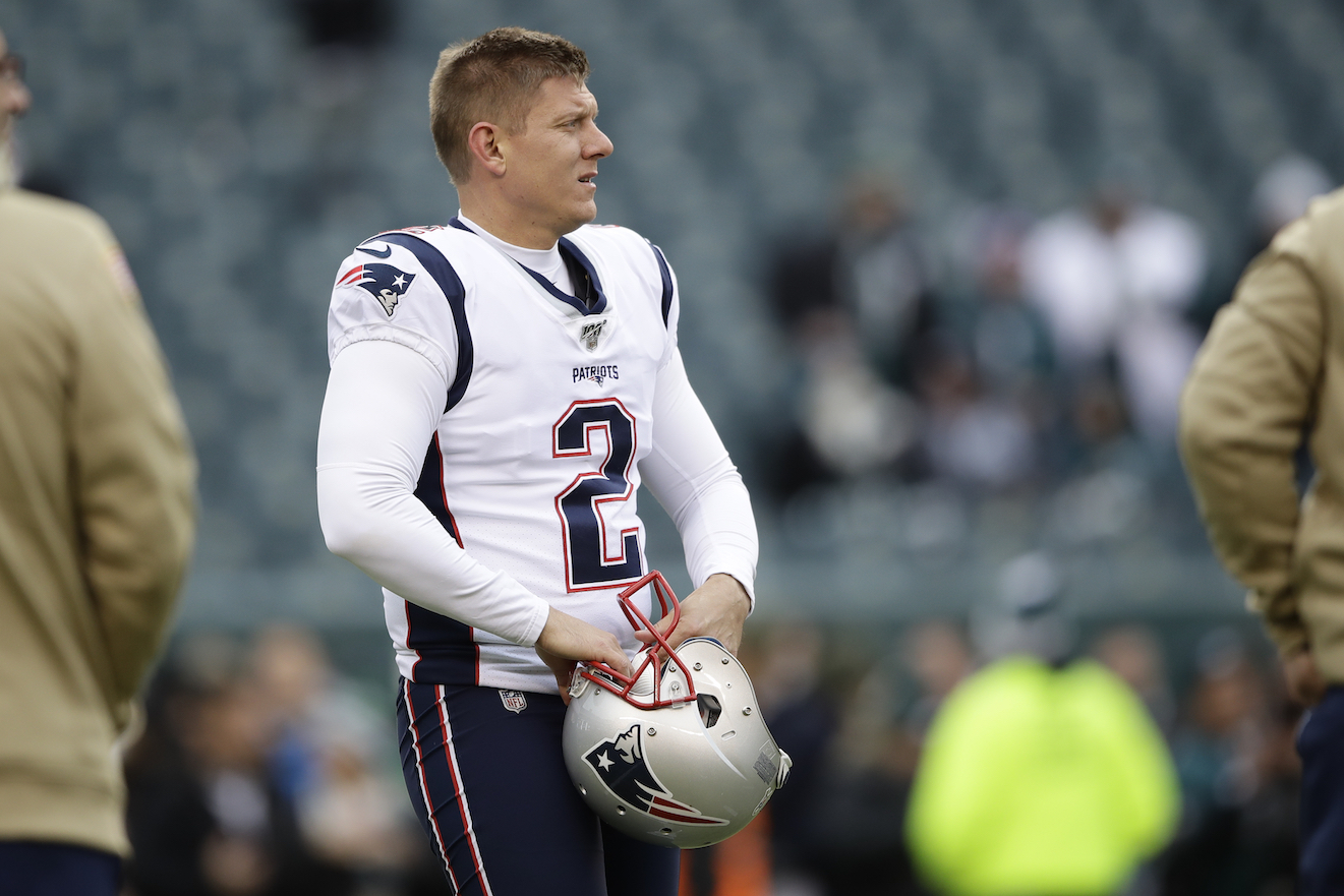 Patriots sign kickers Folk, Rohrwasser to practice squad