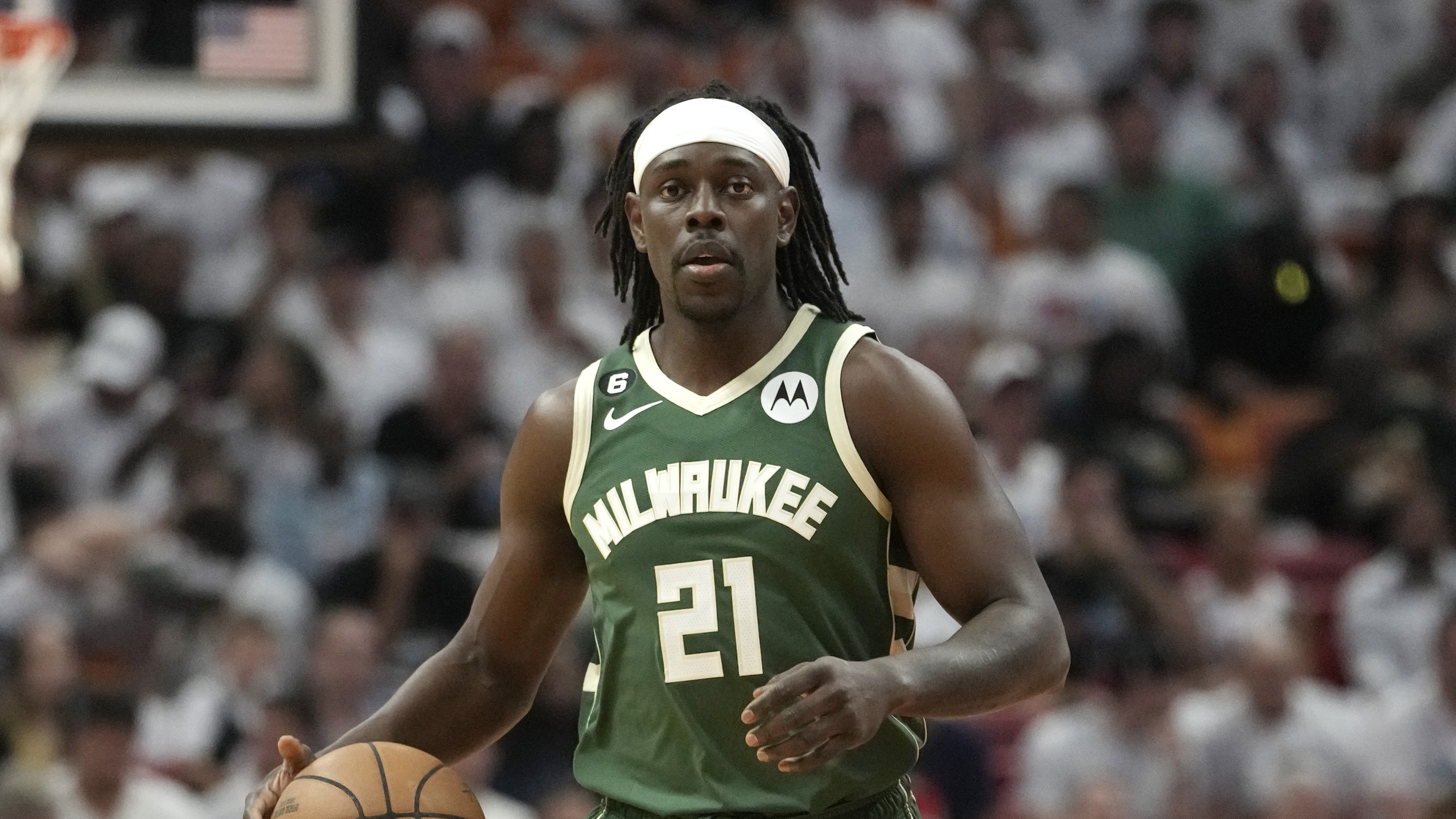 Milwaukee Bucks' addition of 7-time All-Star to roster generates immediate  benefits - Milwaukee Business Journal