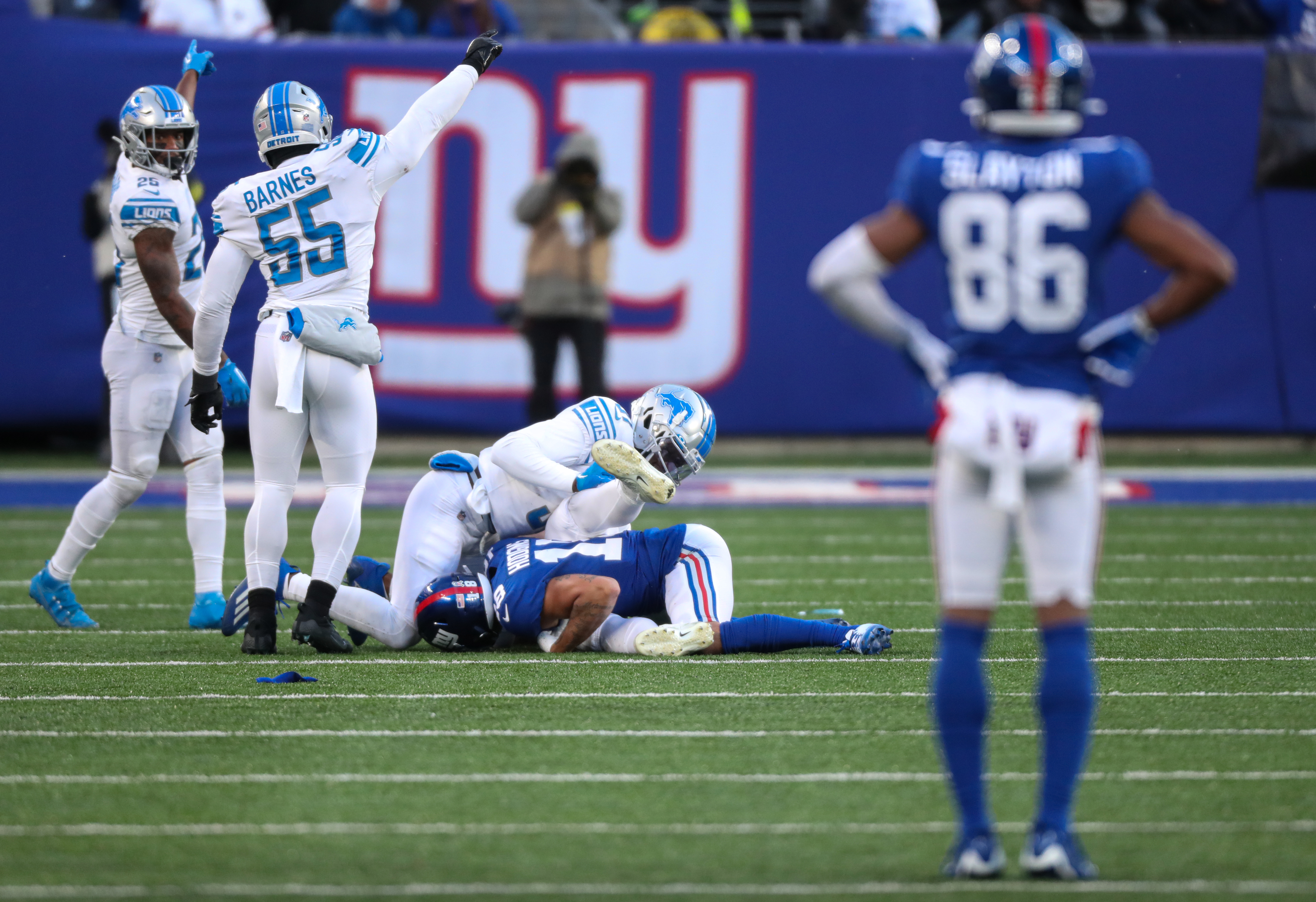 The Lions were giving the Giants problems in New Jersey