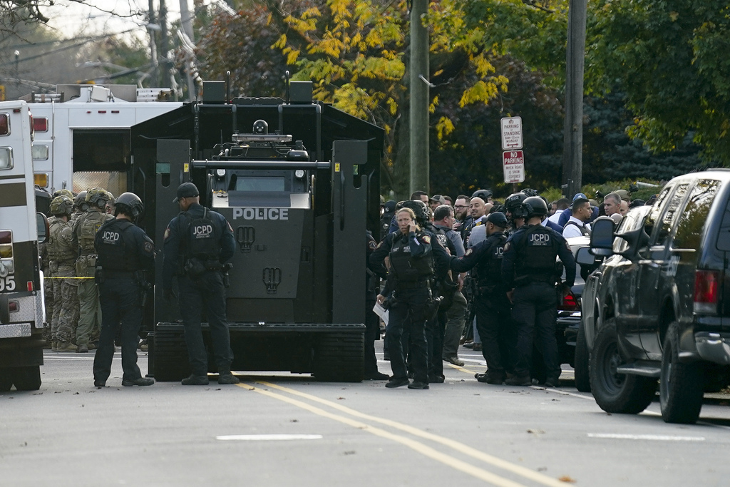 Newark Police Officers Shot By Gunman Officials Say PHOTOS Nj Com