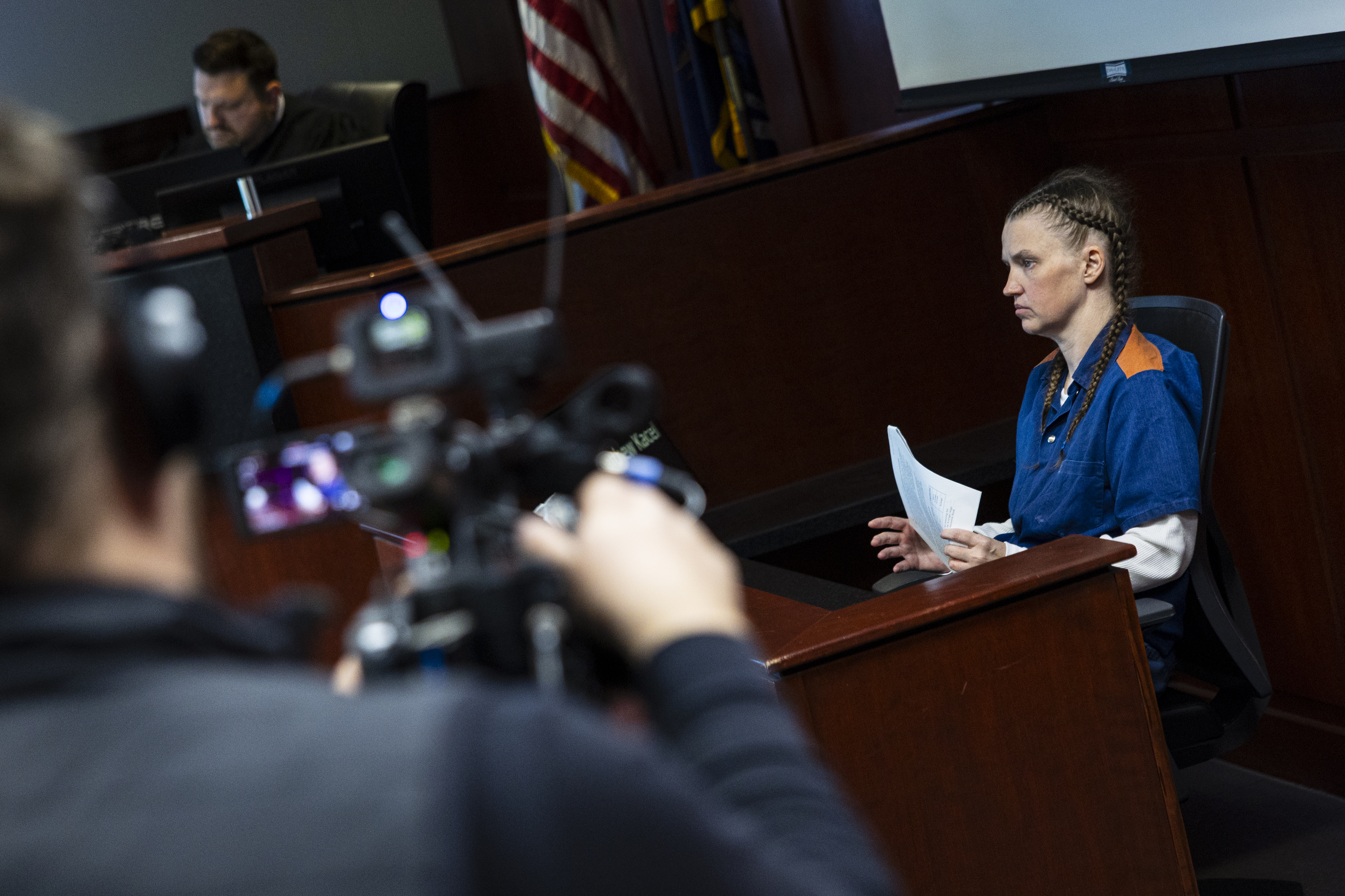 Shanda Vander Ark, the mother convicted of torturing her 15-year-old son to death, testifies during a Ginther hearing seeking a new trial at Muskegon County Circuit Court in Muskegon, Mich. on Friday, March 20, 2026. Vander Ark’s defense claims she was in a “catatonic state” throughout her trial that featured disturbing testimony of how she inflicted cruel punishments on her son, Timothy Ferguson, leading to the boy’s death. She is currently serving life in prison without parole.
