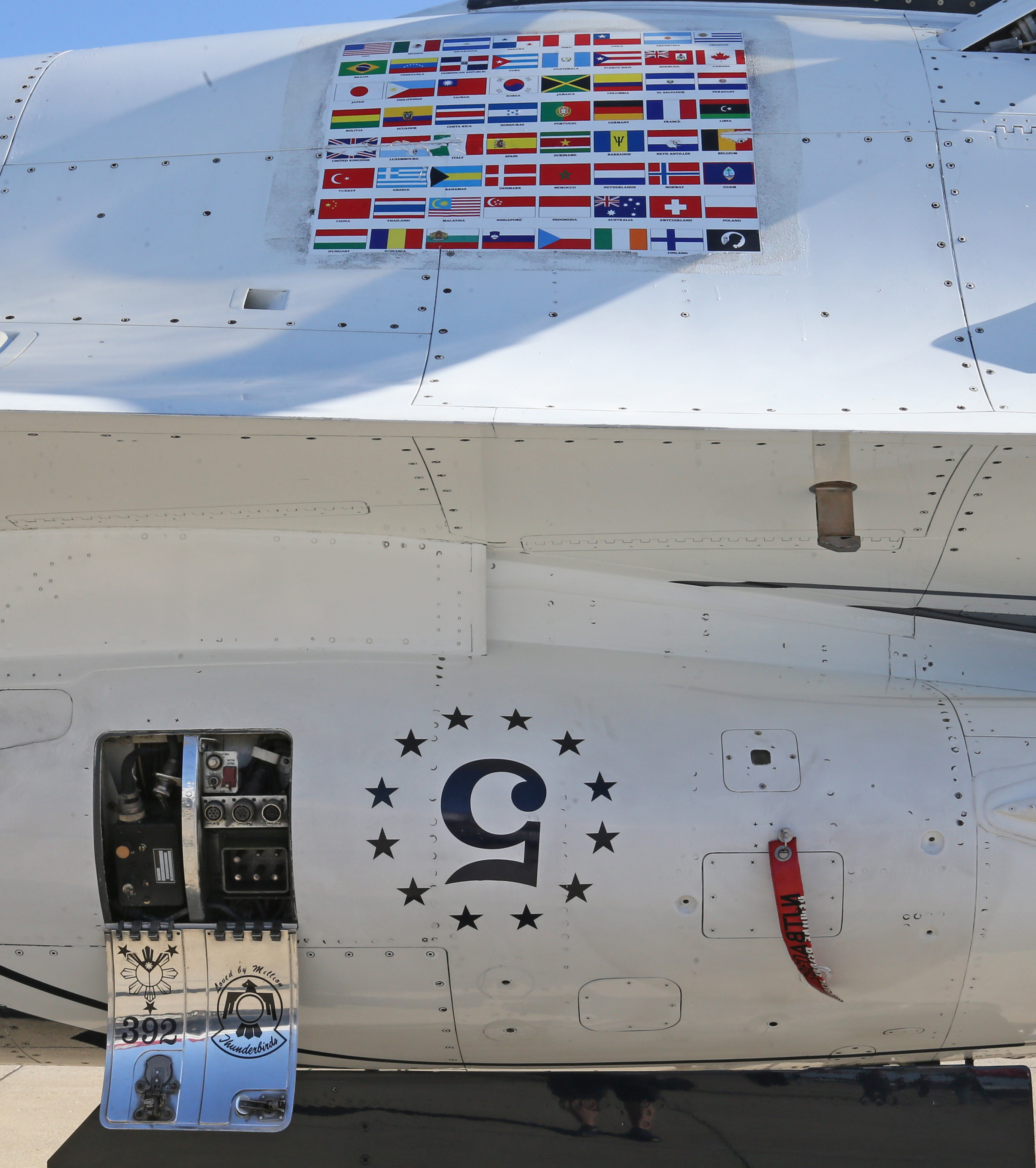 USAF Thunderbirds arrive in Cleveland to participate in the Cleveland ...