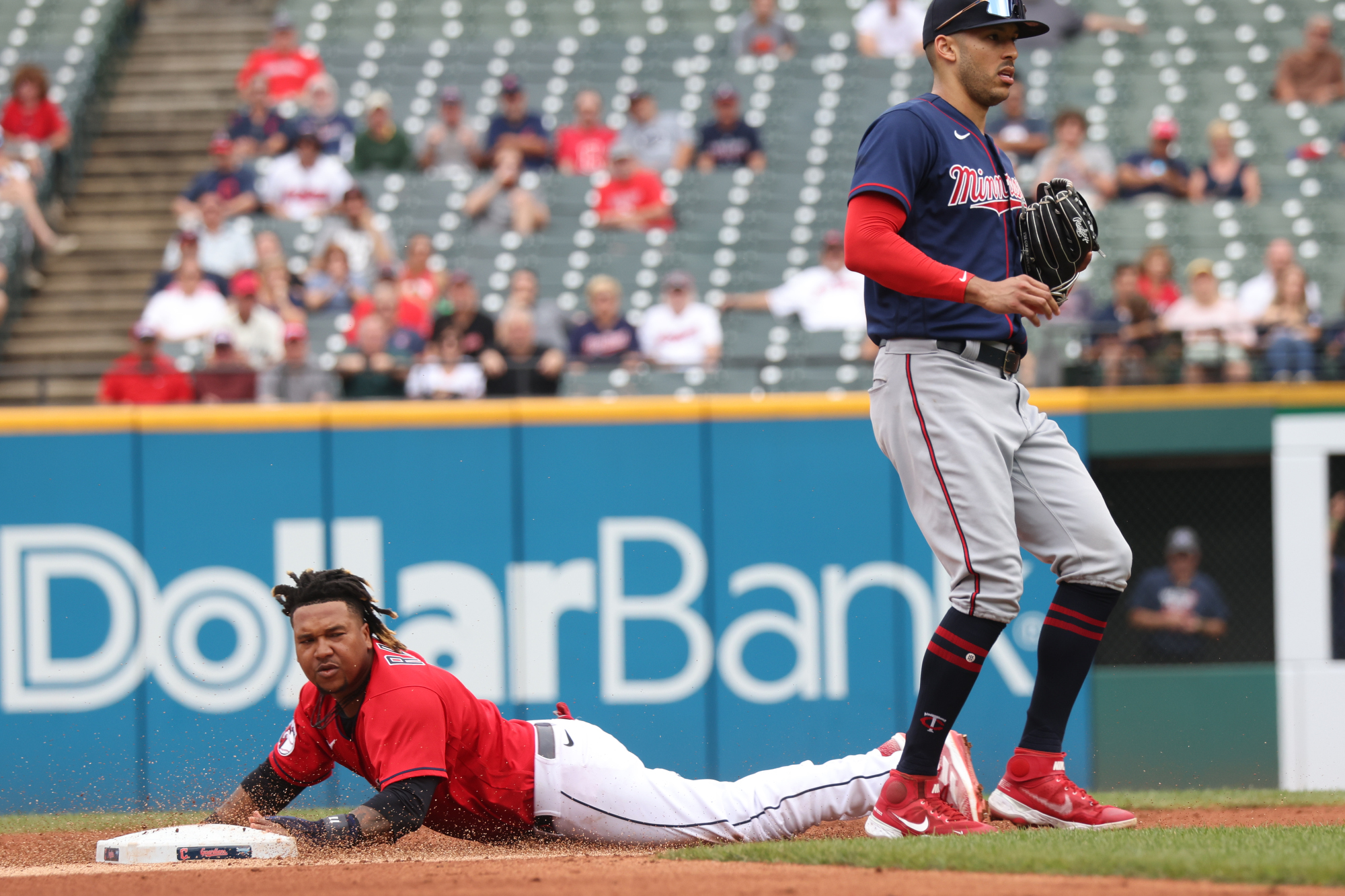 Josh Naylor, Amed Rosario hit homers, Guardians down Twins 11-4