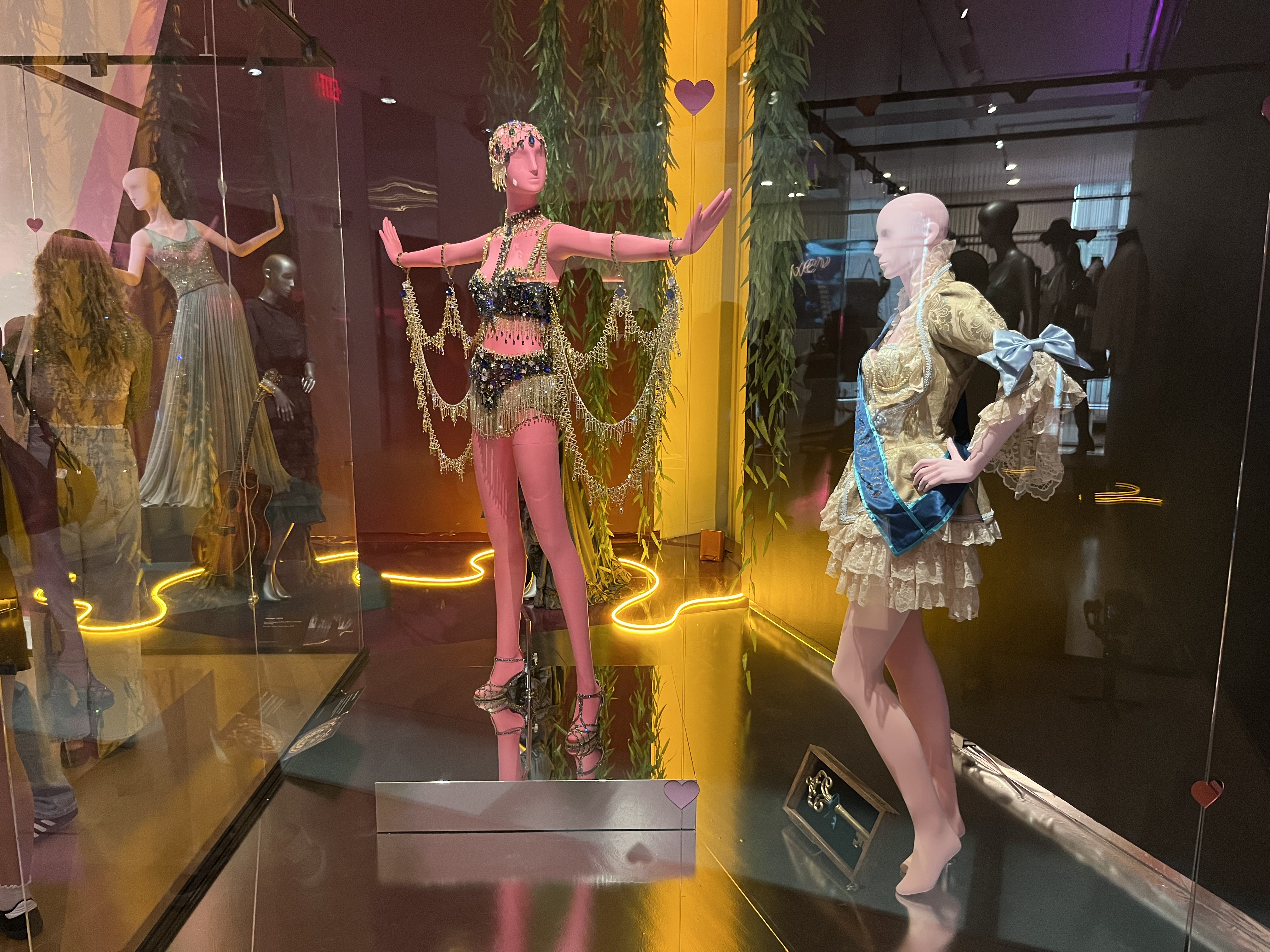 Inside the new Taylor Swift exhibition at the Museum of Design in NYC -  silive.com