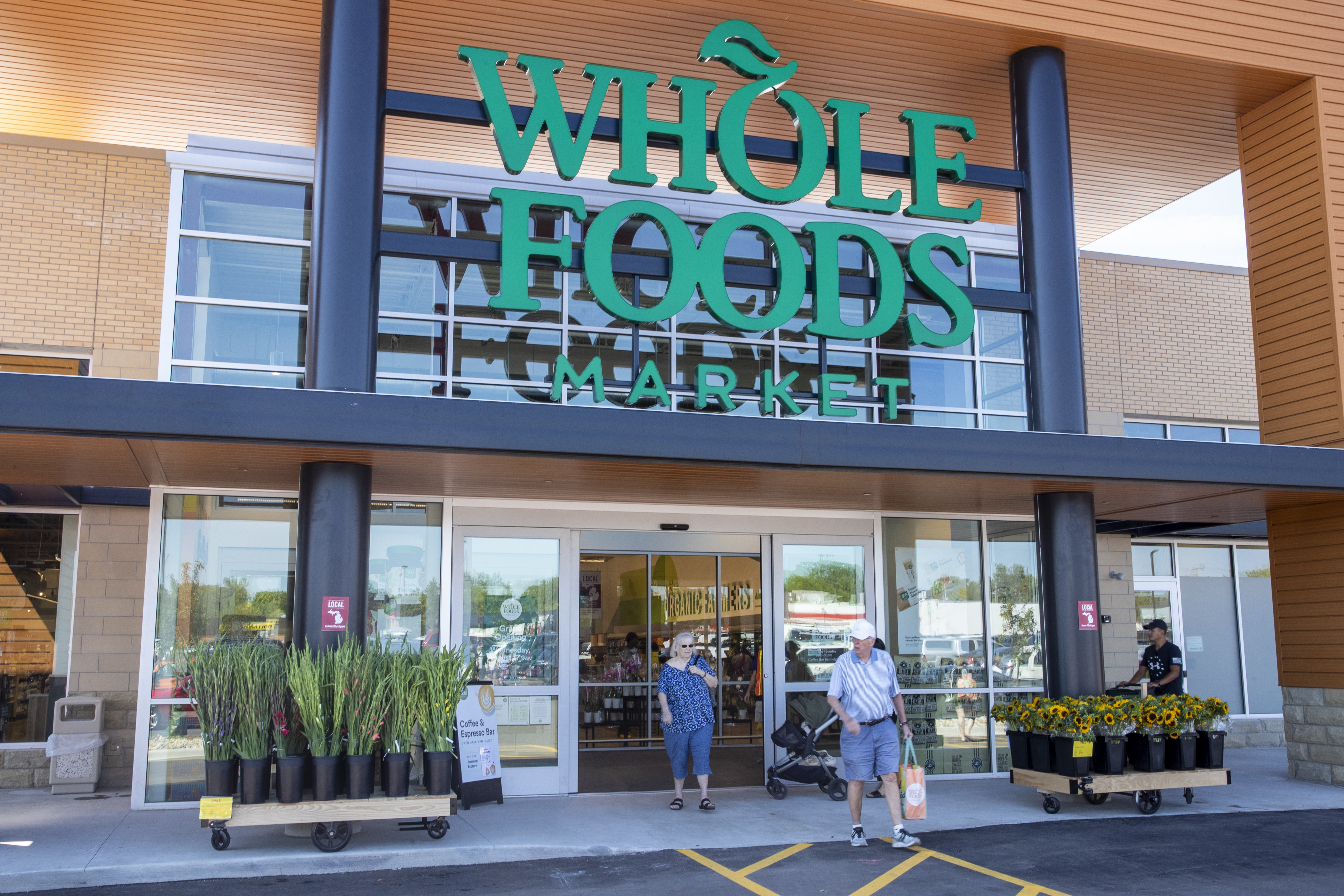 Whole Foods Thanksgiving Dinner 2023 prices: When is the deadline to order?  