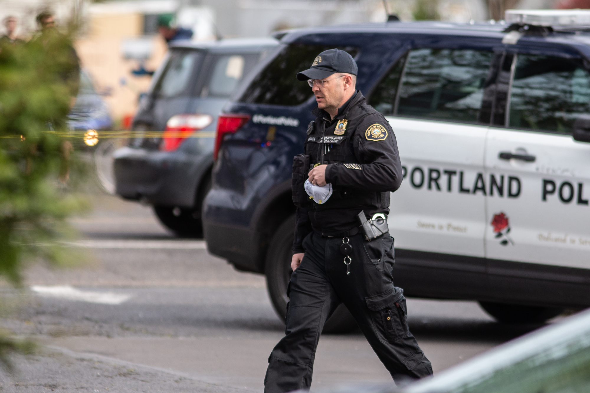 Man shot and killed in SE Portland shopping complex - oregonlive.com