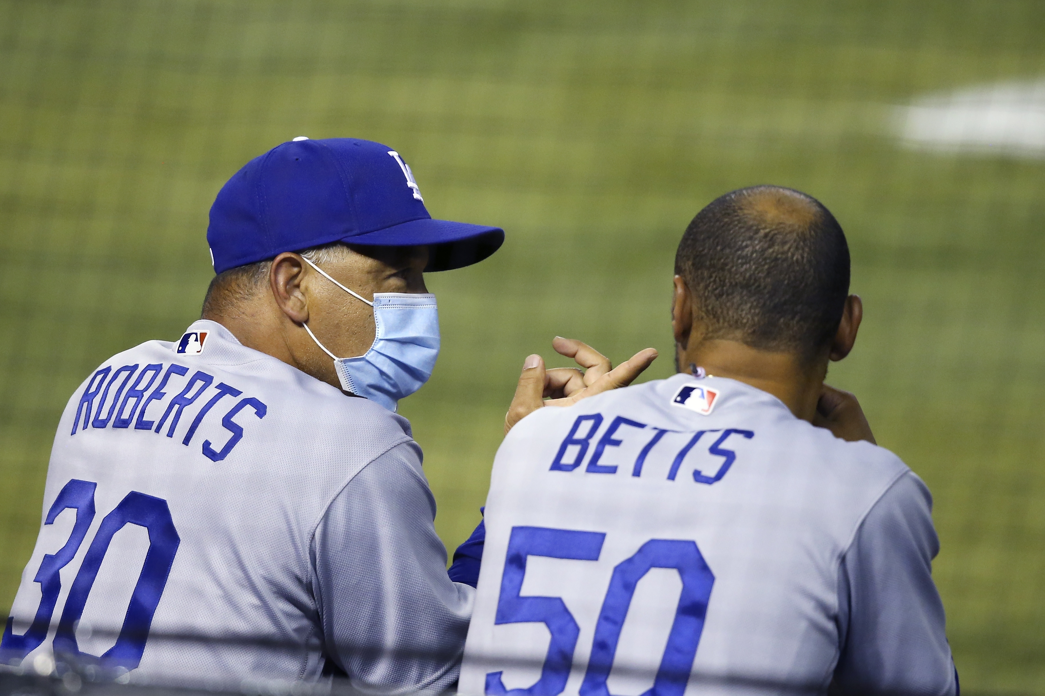 World Series: Dodgers manager Dave Roberts remains a Red Sox hero