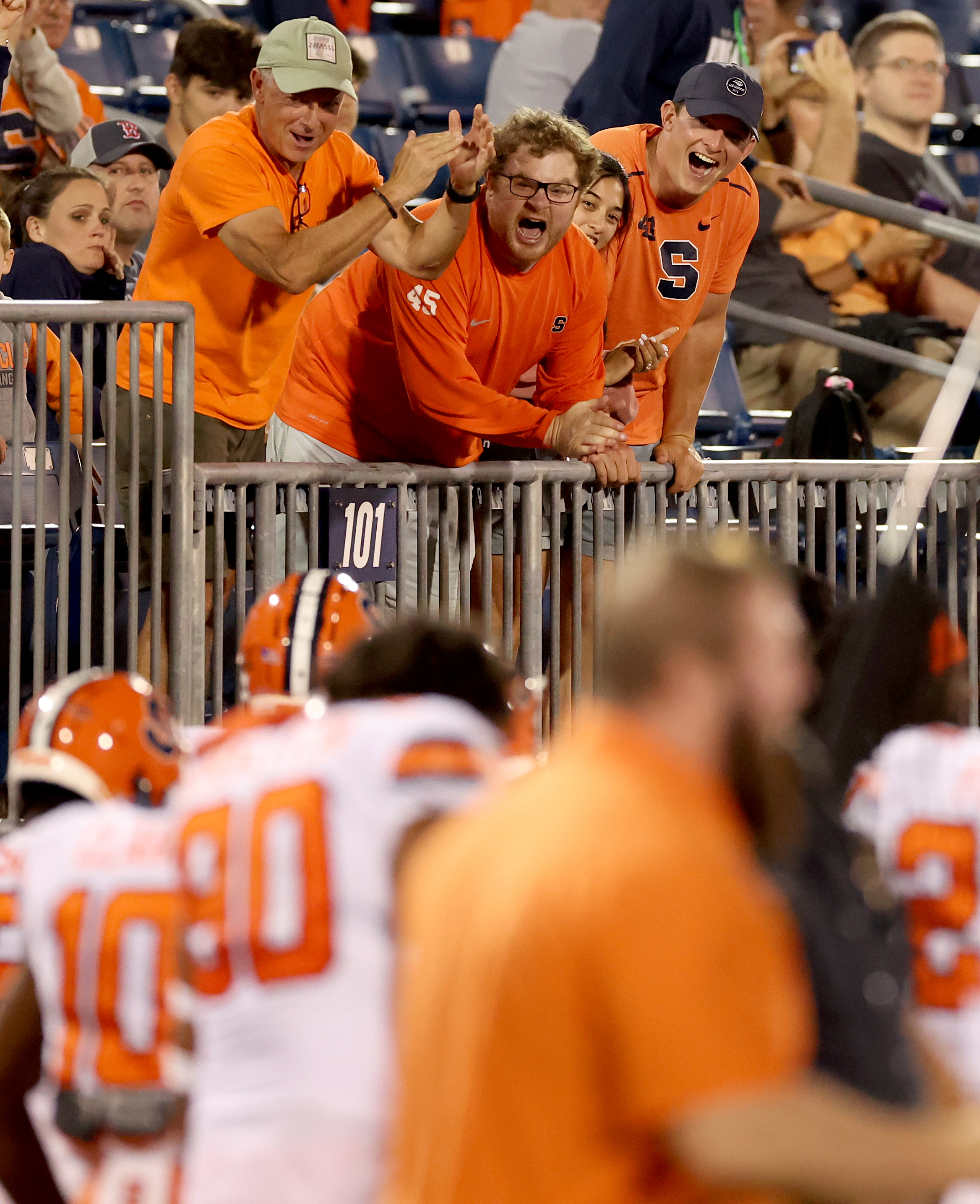 Syracuse football coasts to 2-0 with 48-14 beatdown at Connecticut