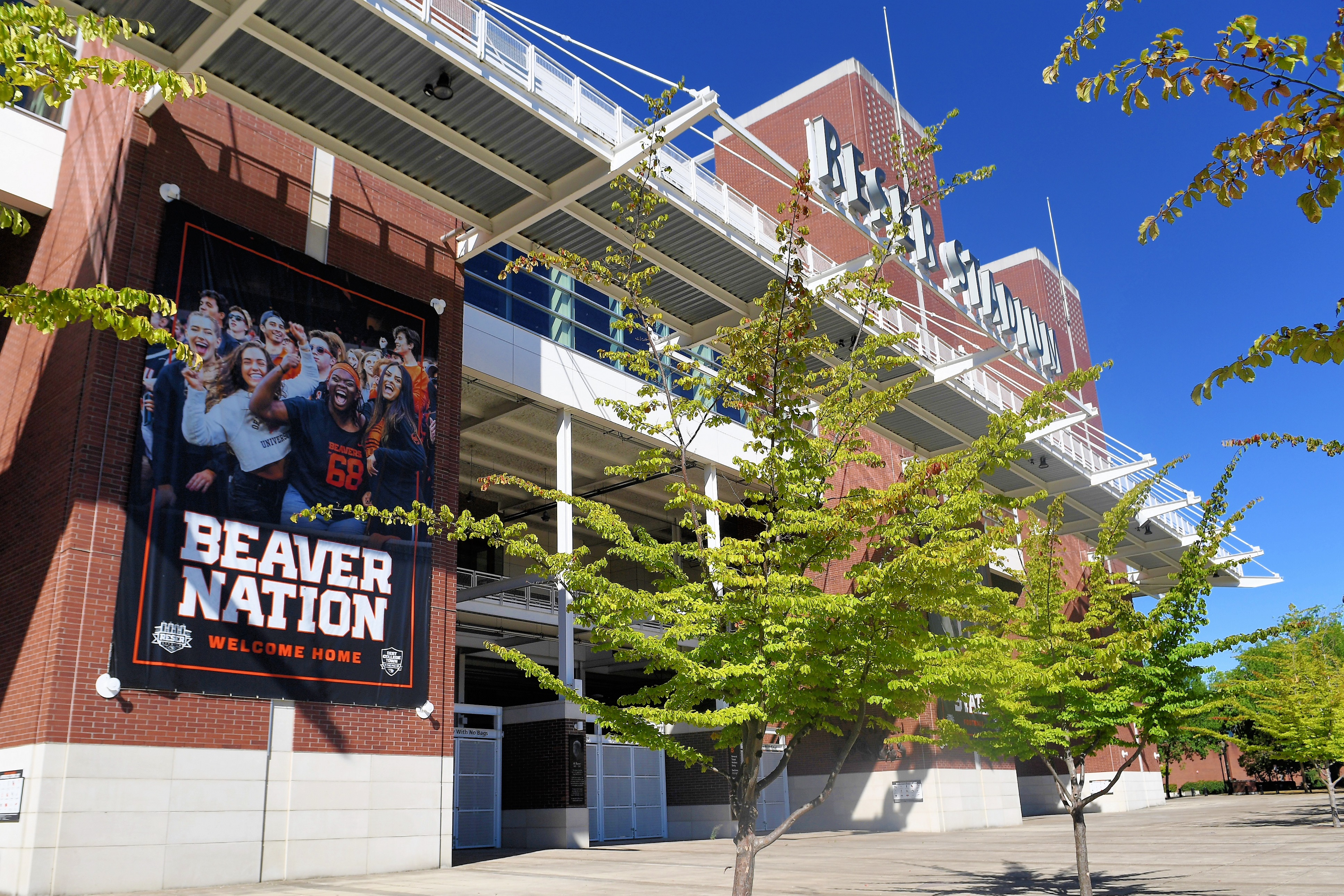 Spectators Attending Oregon State Home Football Games Must Wear Masks Through At Least The End Of September Oregonlive Com Spectators Attending Oregon State Home Football Games Must Wear Masks Through At Least The End Of September Oregonlive Com