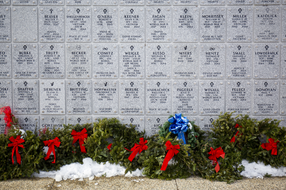 Wreaths Across America honor veterans - pennlive.com