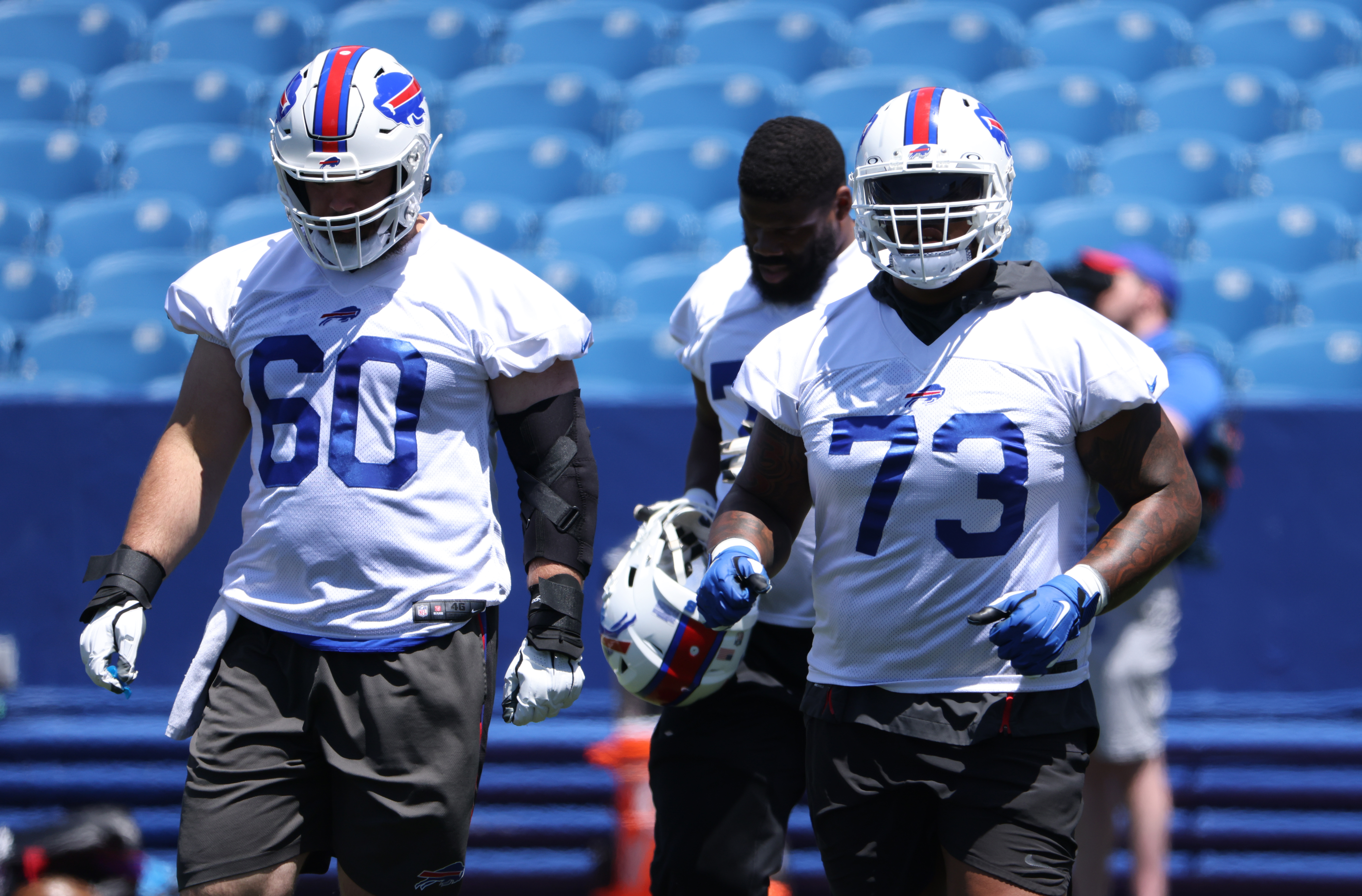 Bills' Dion Dawkins day-to-day with hand injury