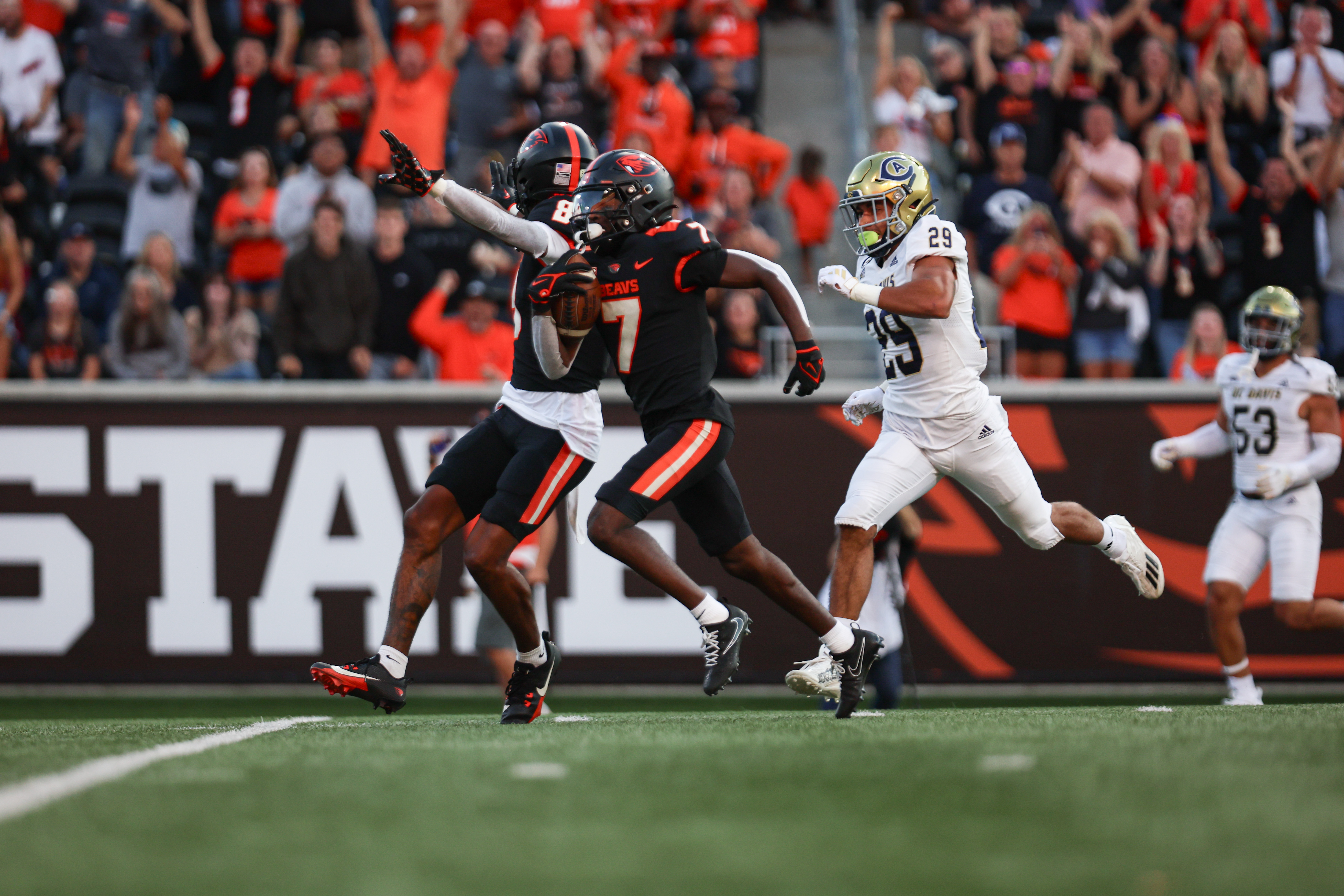 How to Watch the Oregon State vs. UC Davis Game: Streaming & TV Info