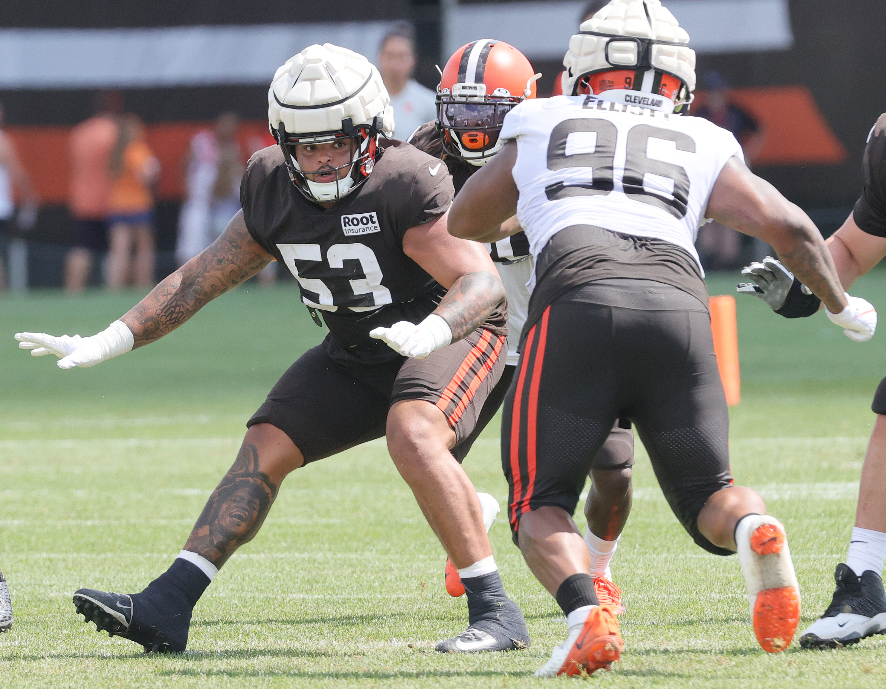 How will picking Nick Harris over JC Tretter impact the Browns' offensive  line? Key questions for 2022 