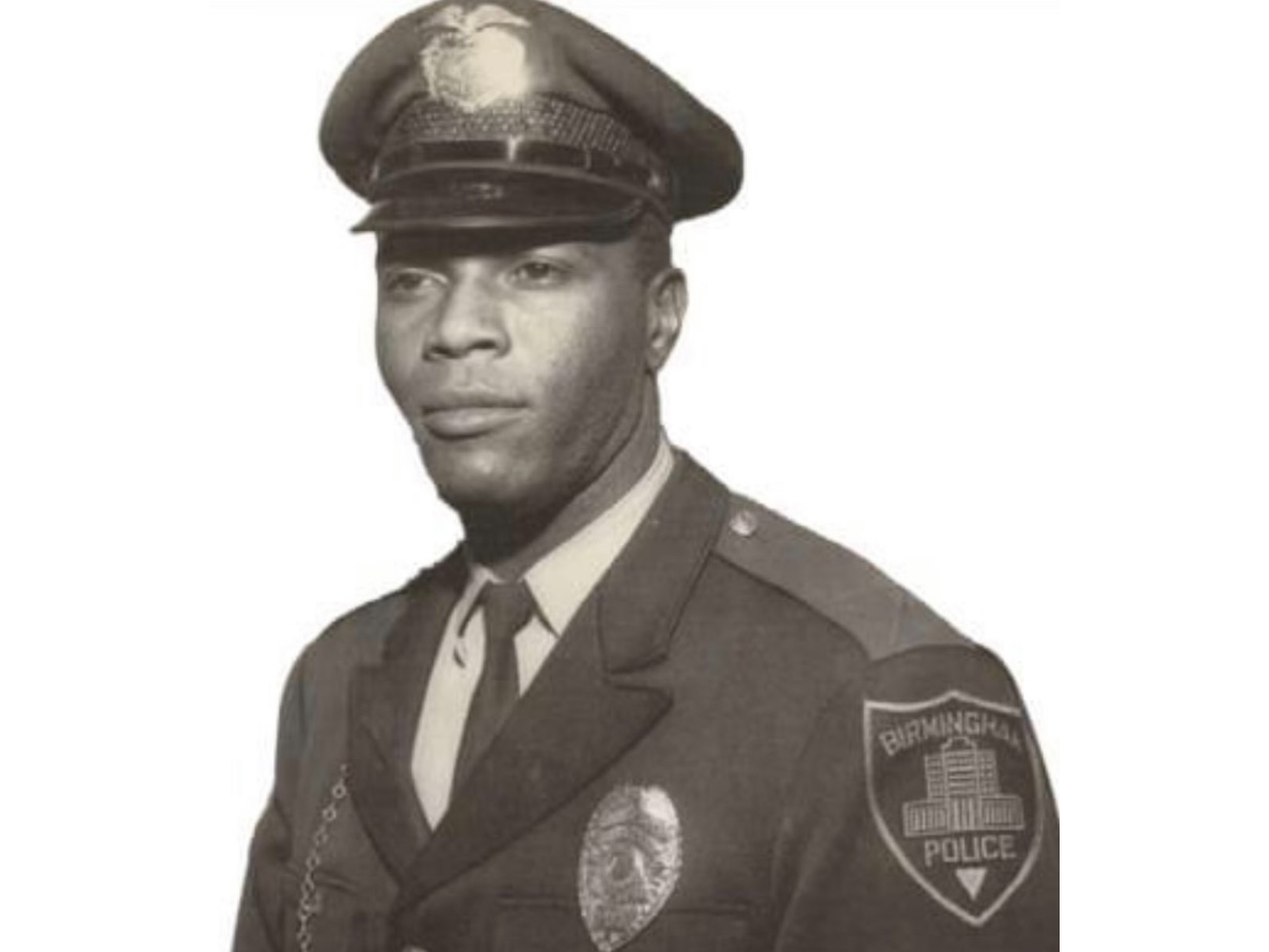 Birmingham’s first Black police officer dead at age 90: ‘He will ...