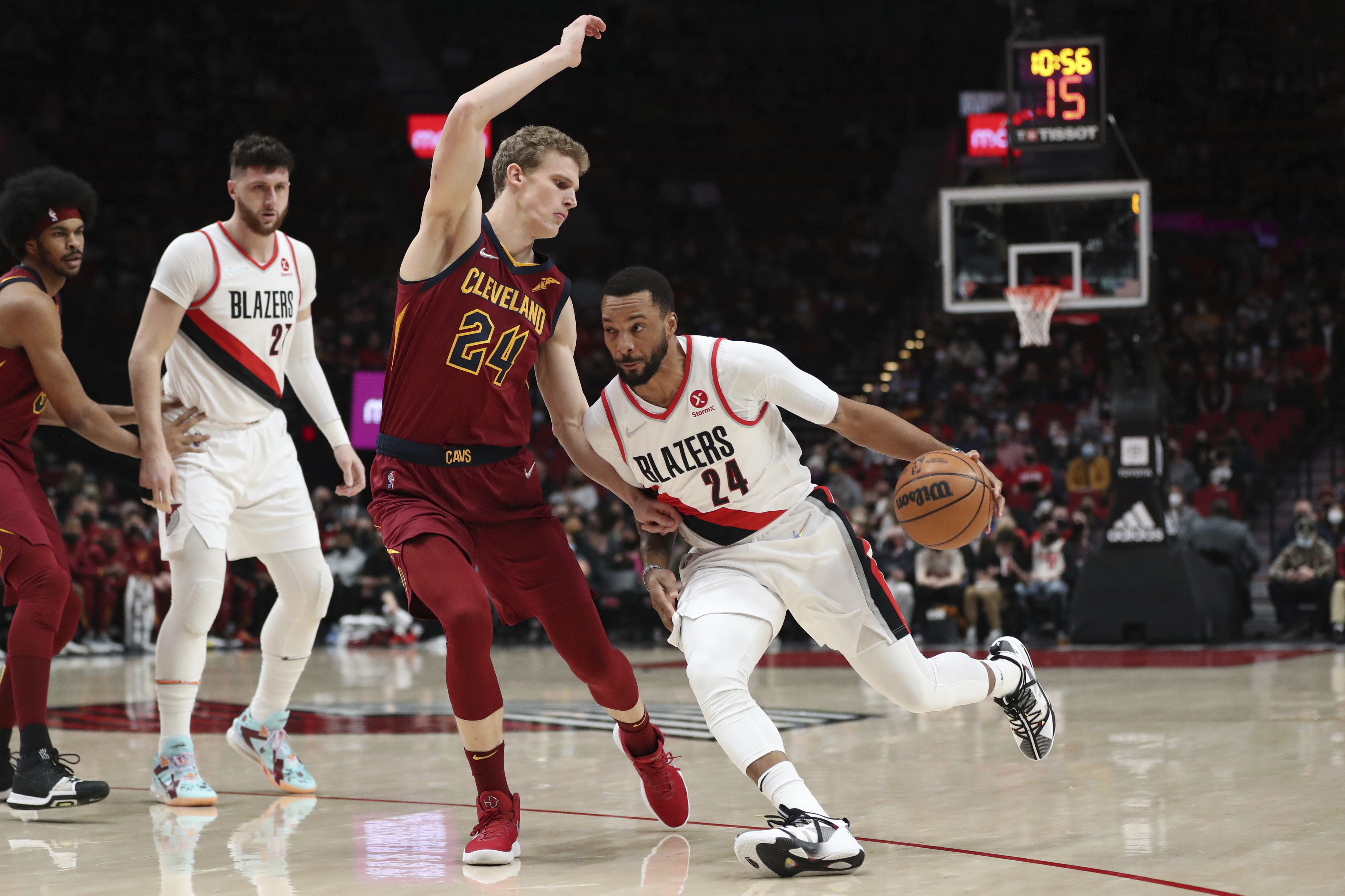 Garland's 26 points leads Cavs in 114-101 win at Portland - The