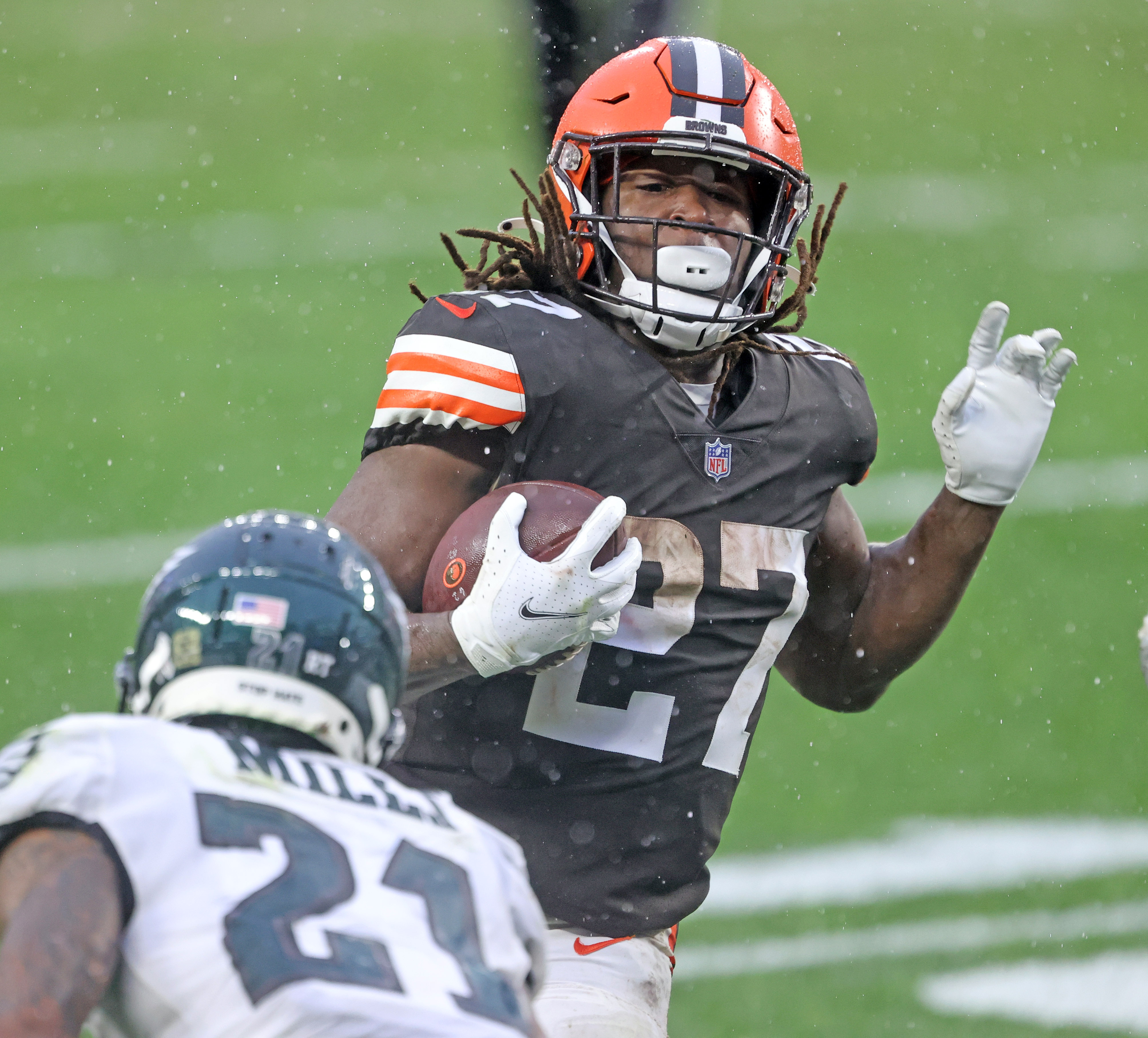 Cleveland Browns Kareem Hunt against the Philadelphia Eagles, November 22,  2020 