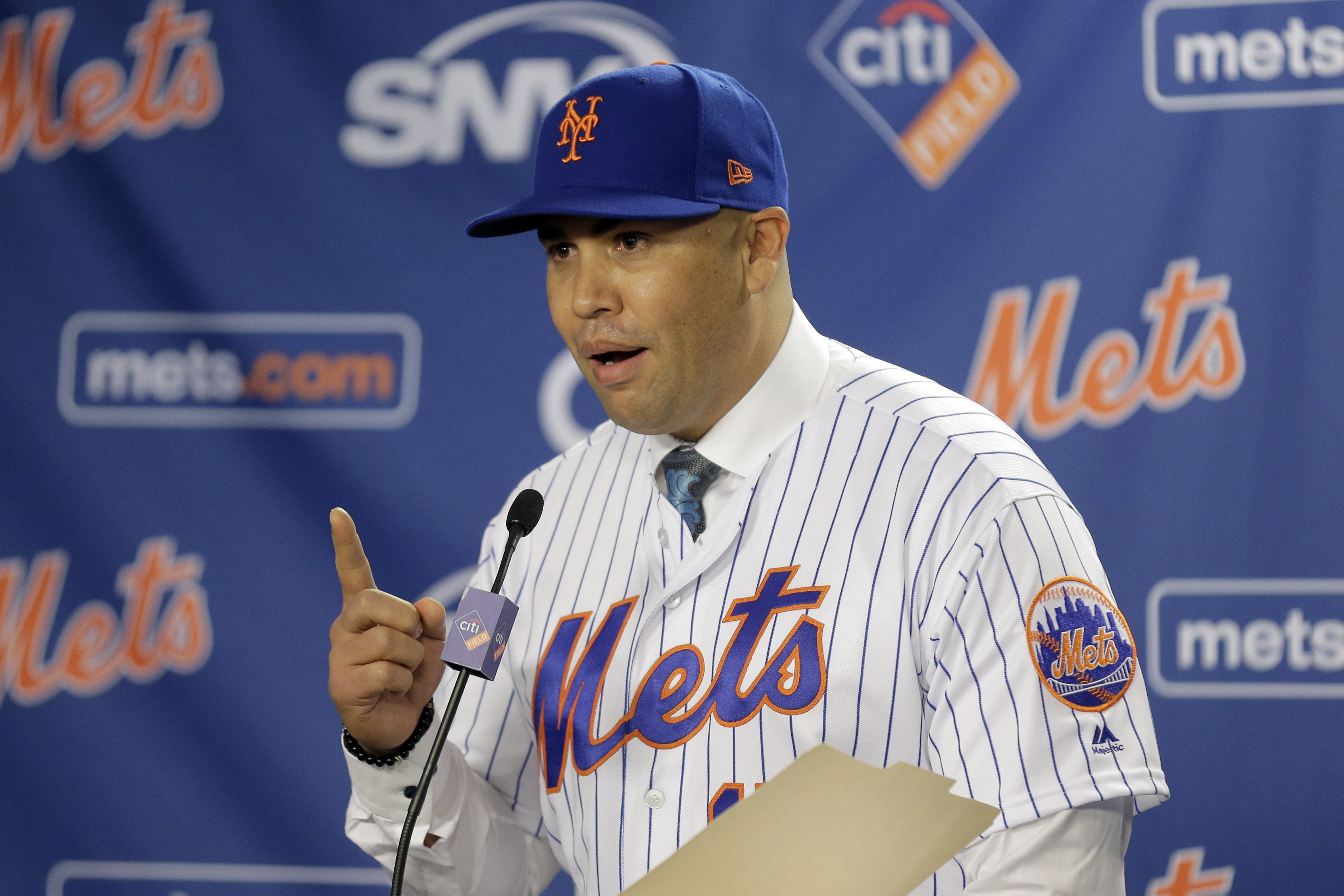 Mets star wants return of ousted former manager after Astros cheating  scandal