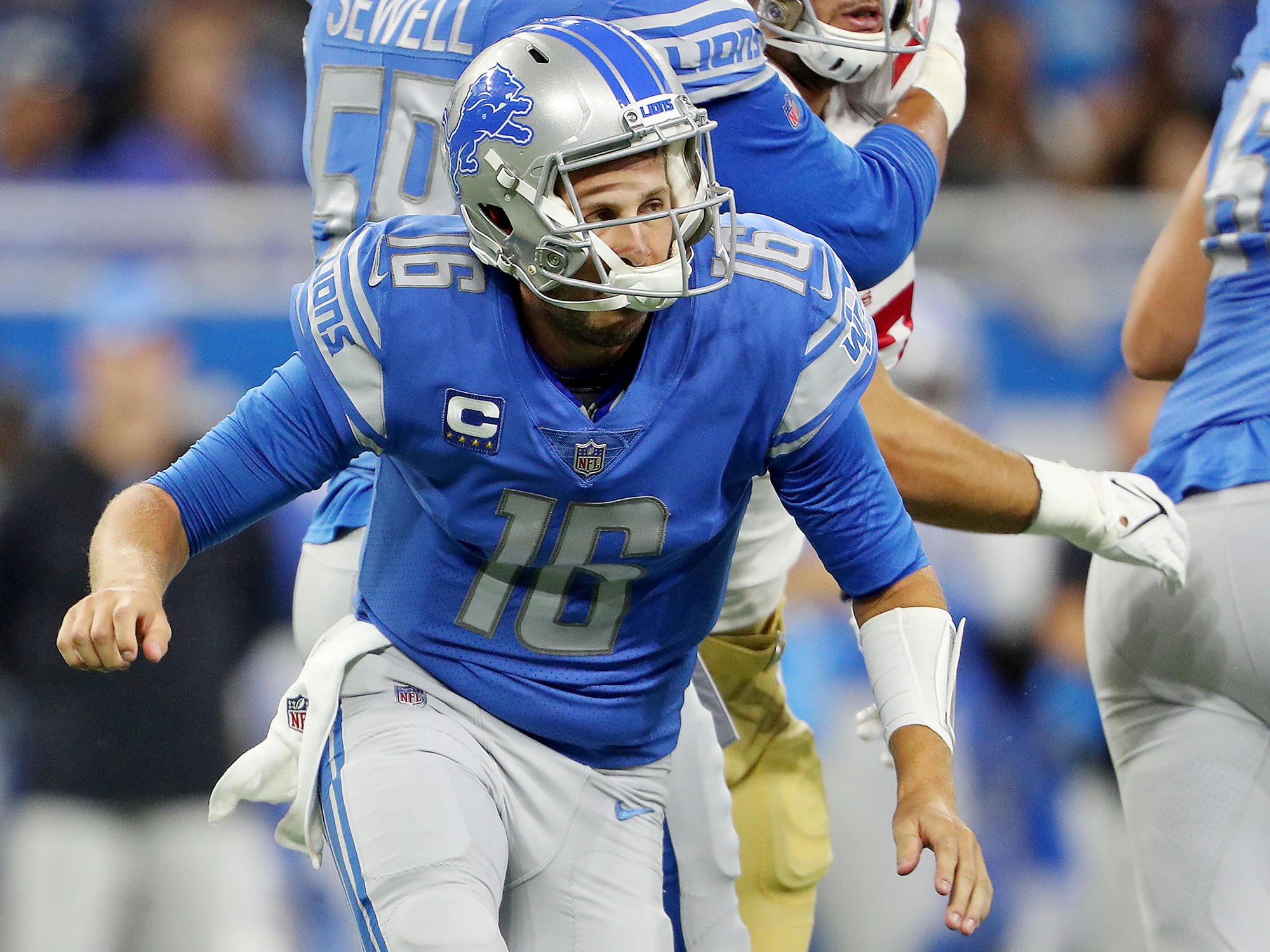 Jared Goff Fires up Lions By Forcing His Way on the Field