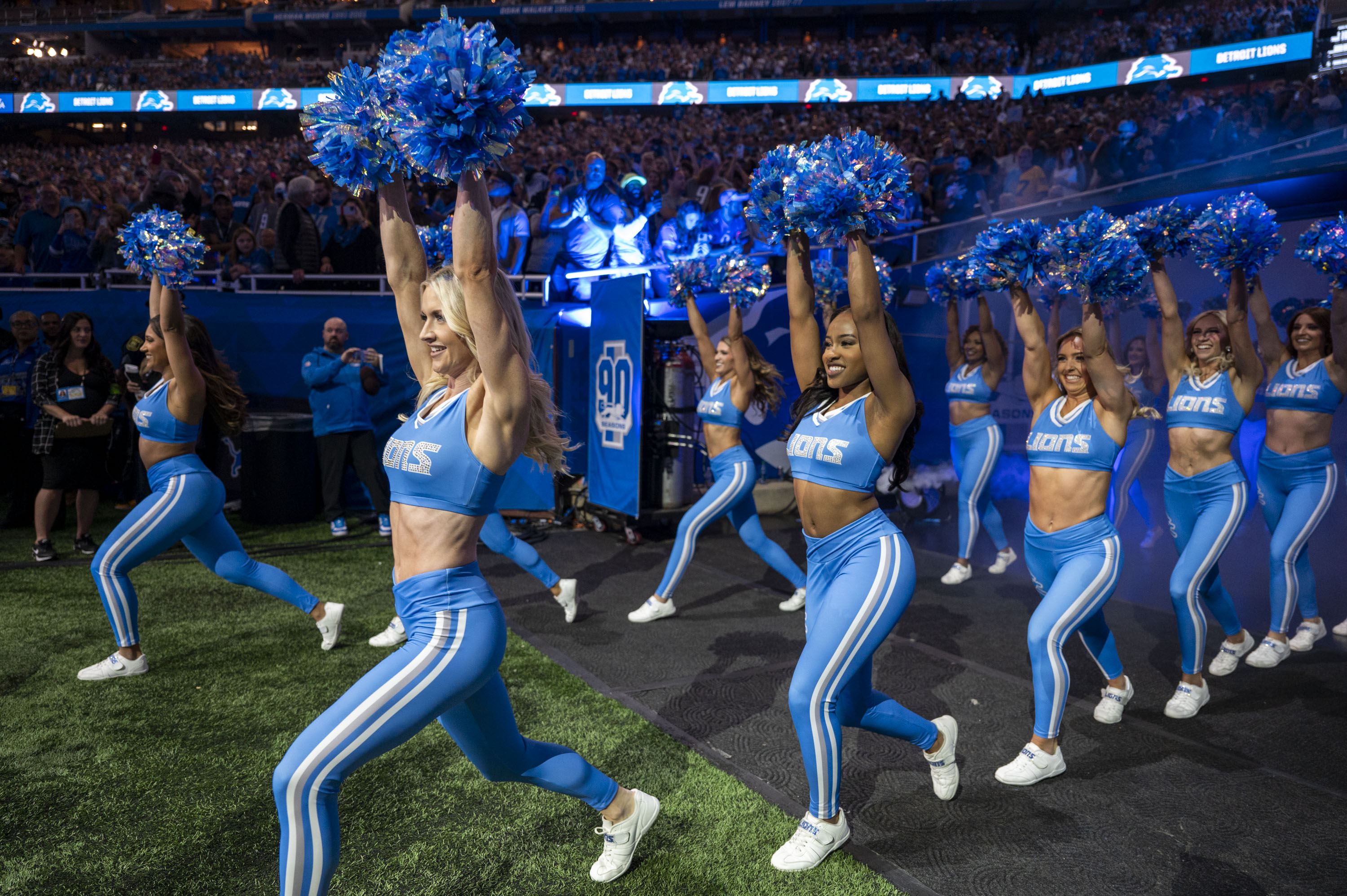 Lions vs. Falcons: Cheer Photos