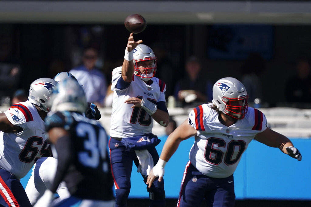 Patriots: Panthers DE seems to threaten Mac Jones over dirty play