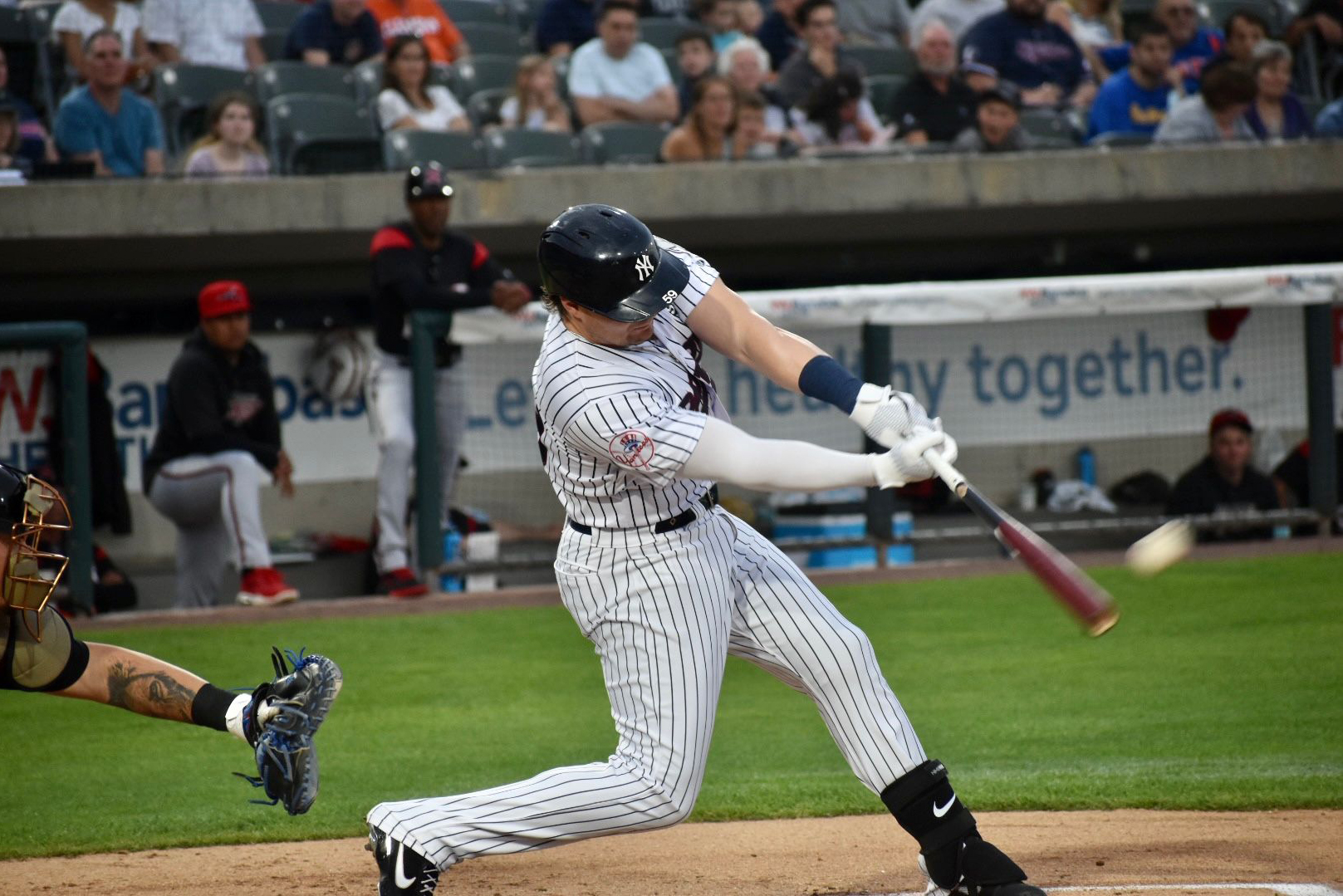 Yankees' Luke Voit sends message with rehab appearance for Double-A  Somerset Patriots 