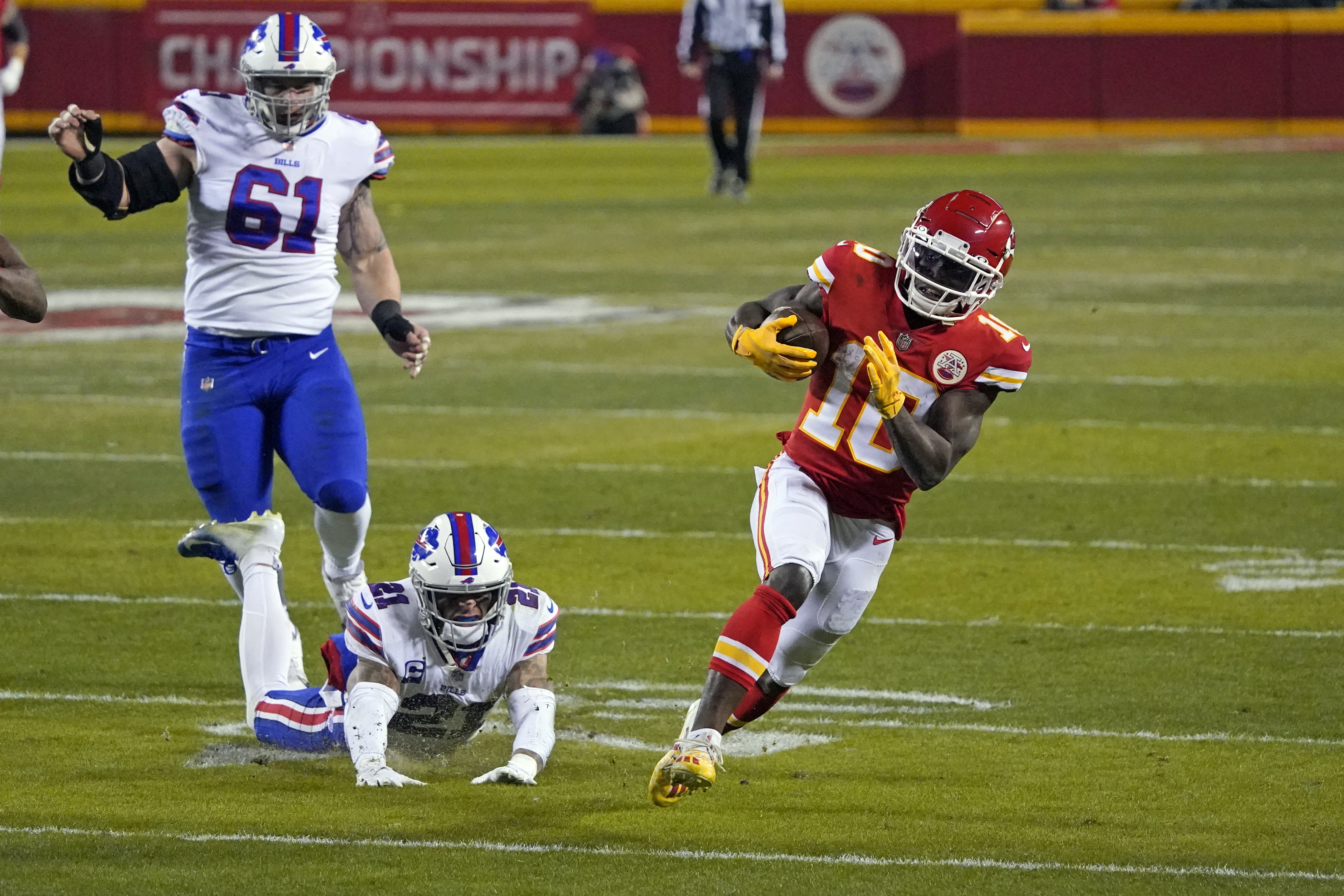 NFL Punishes Tyreek Hill for His Actions Against Bills