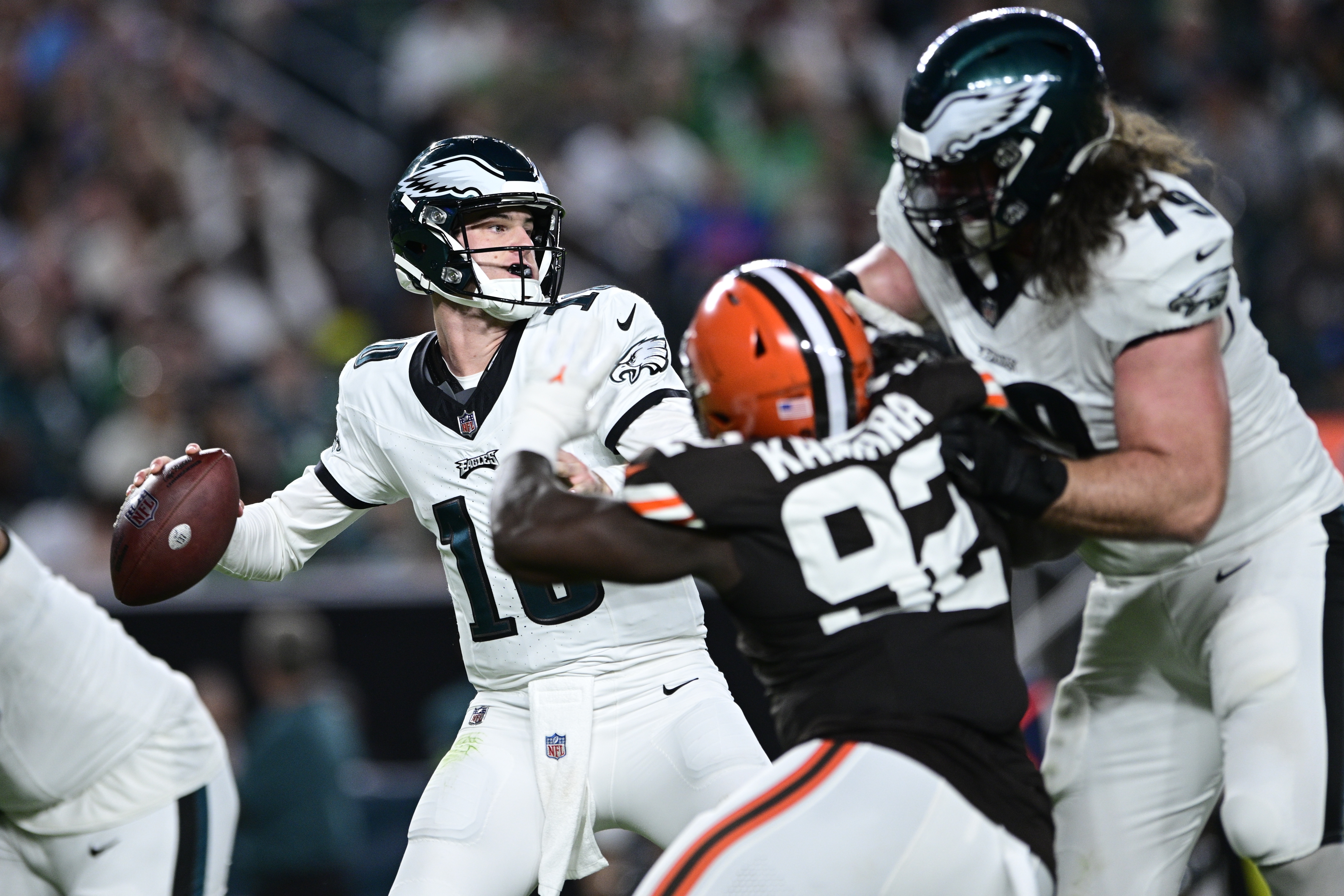 Eagles rookie QB Tanner McKee impressive in his NFL preseason debut