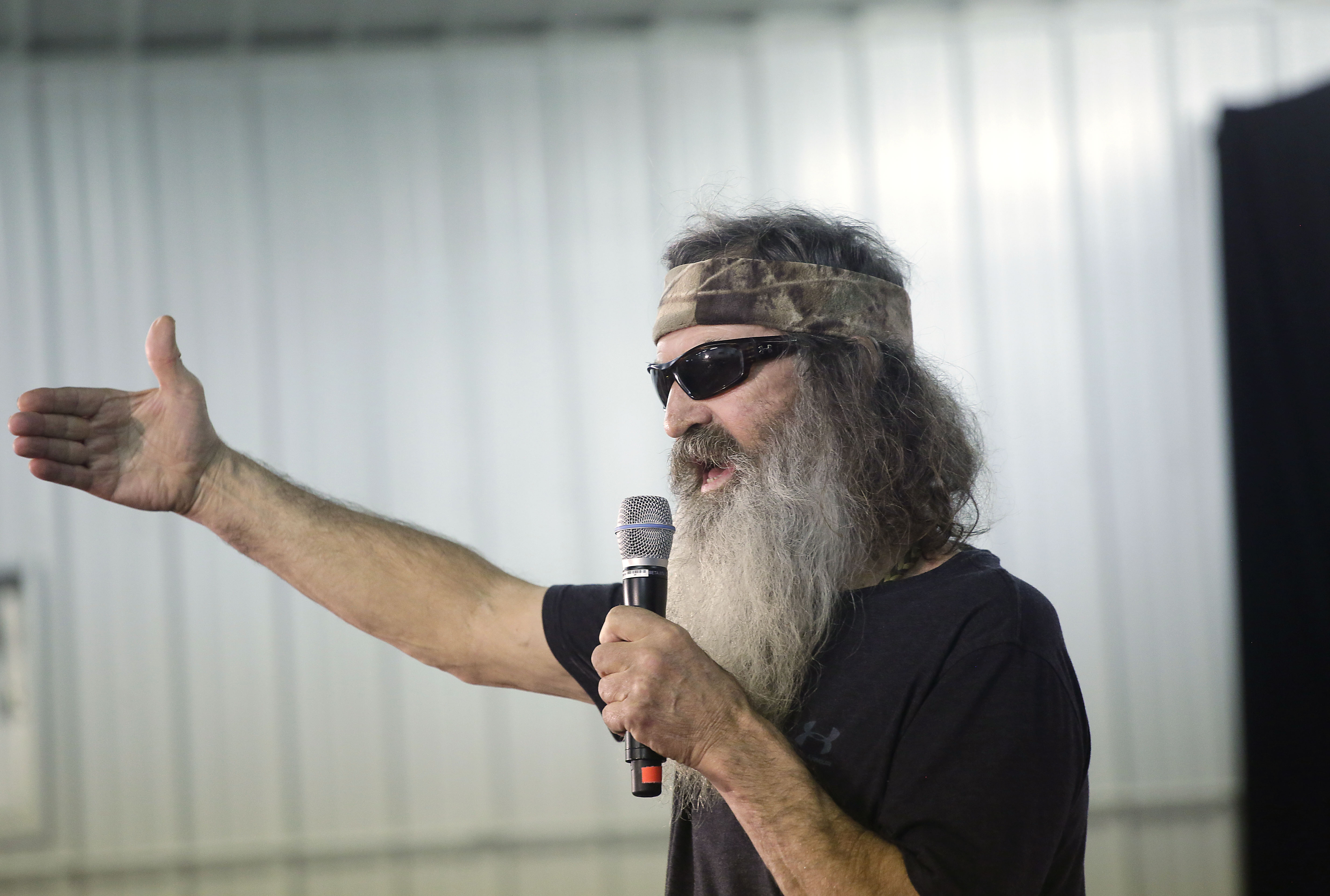 Duck Dynasty Patriarch Phil Robertson Had An Affair And Discovers He Has A Daughter Report Pennlive Com