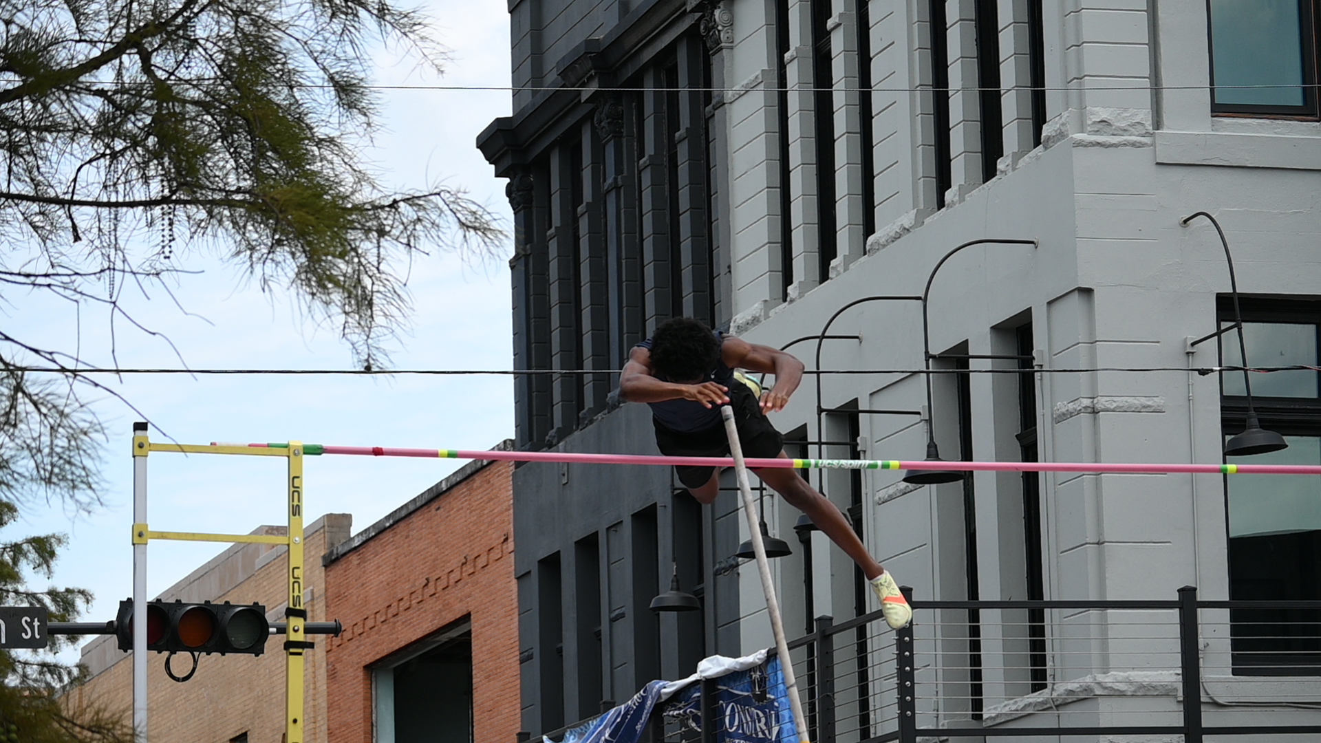 Dauphin Street Pole Vault - al.com