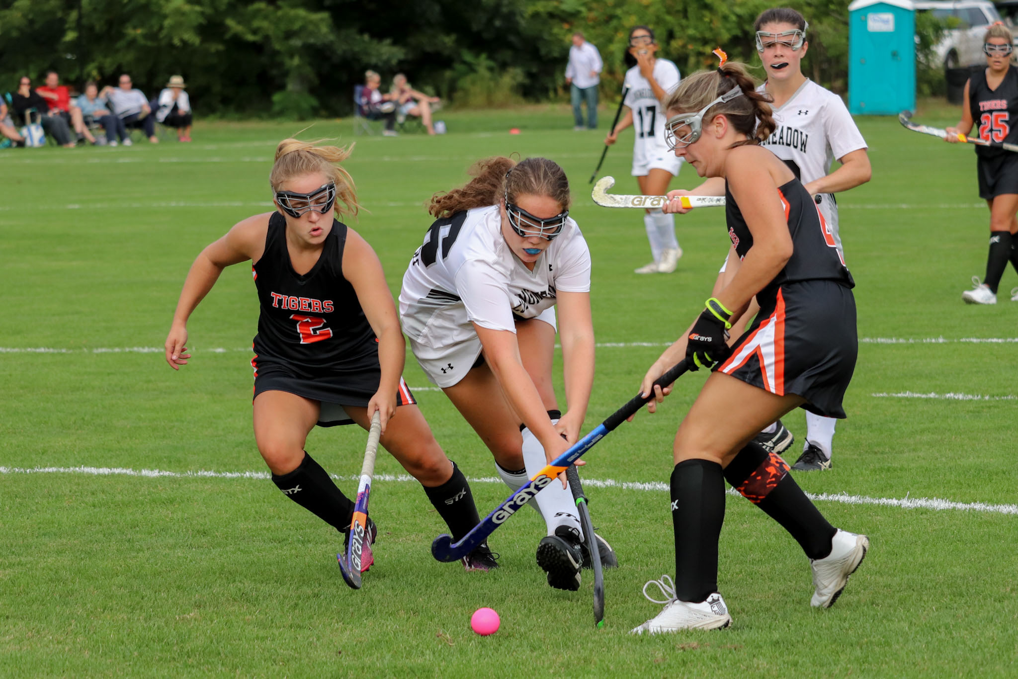 Longmeadow field hockey defeats South Hadley