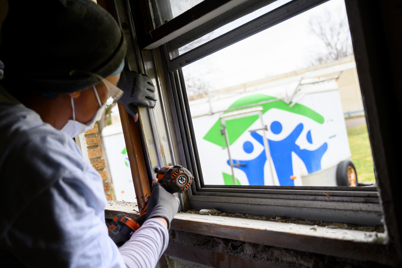 Habitat for Humanity Women Build constructs a home for Ann Arbor woman