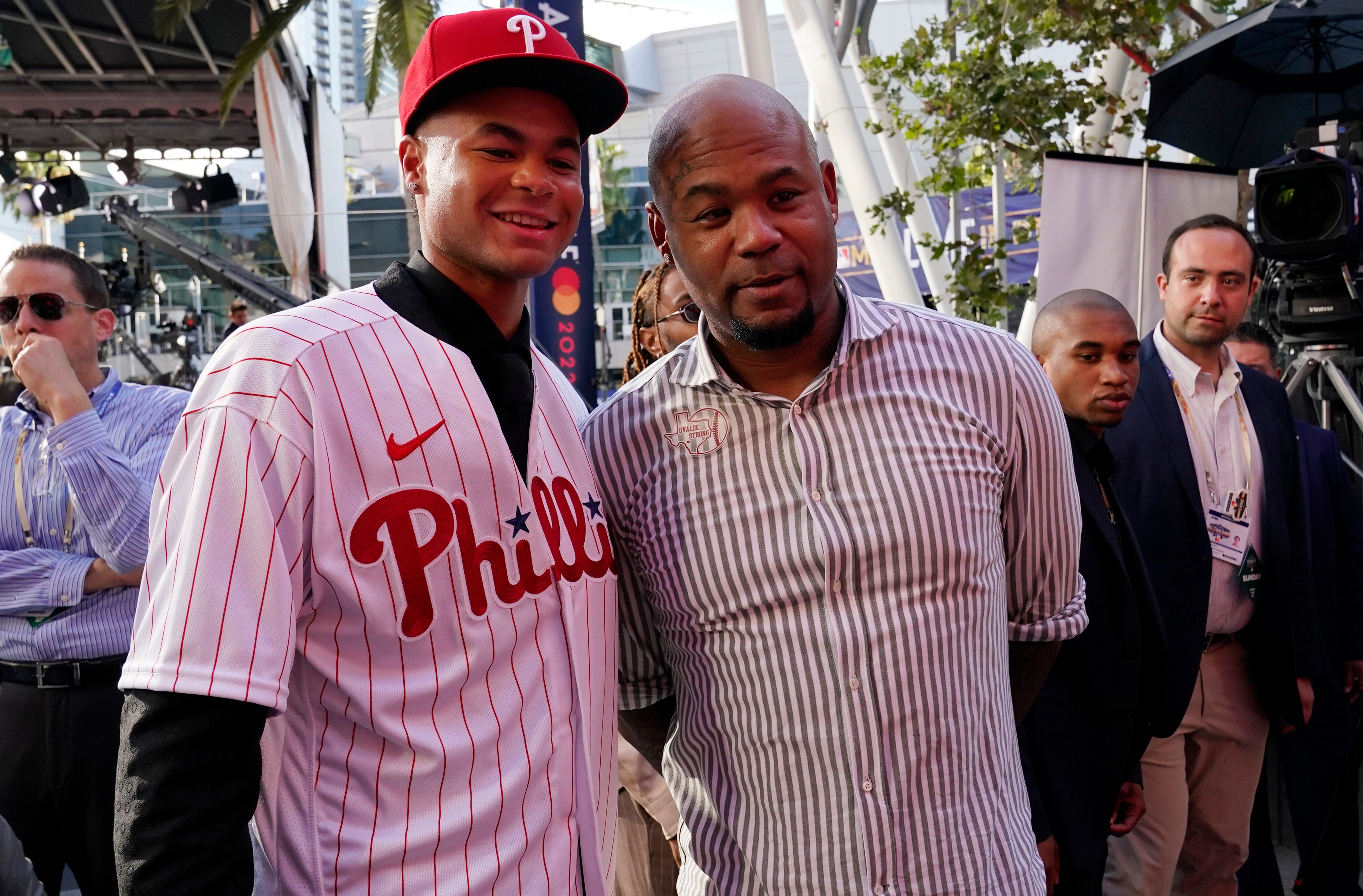 Phillies draft son of former MLB All-Star in 1st round 