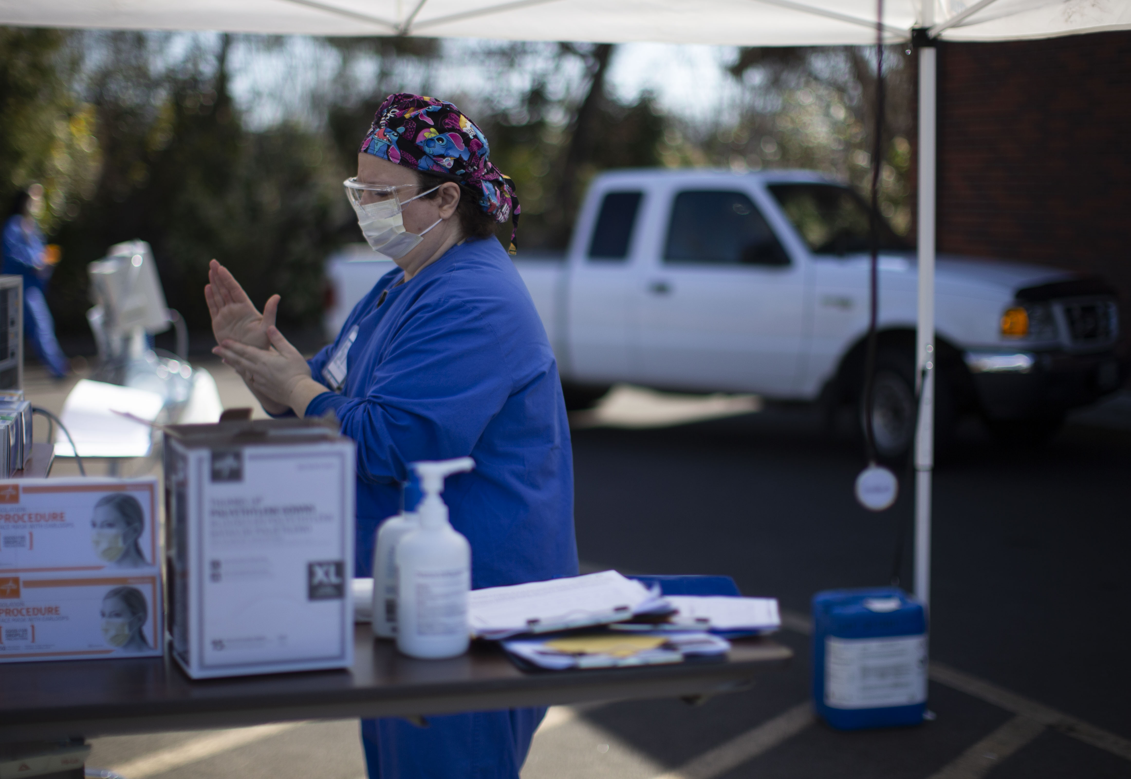 Coronavirus drivethru testing in Lebanon, Oregon