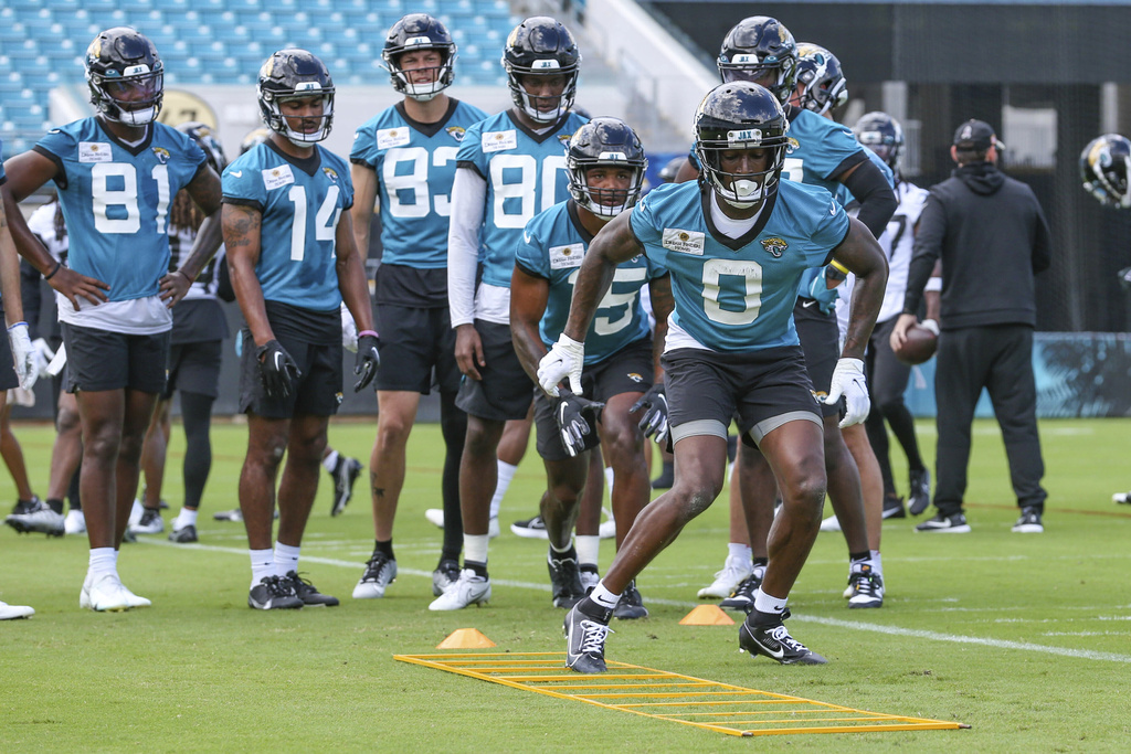 Calvin Ridley impressing Jacksonville Jaguars in early on-the-field work 