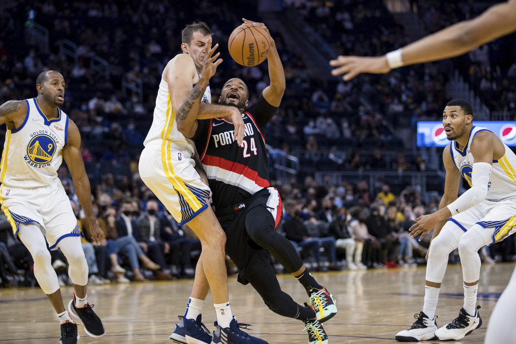 Portland Trail Blazers At Golden State In NBA Preseason - Oregonlive.com