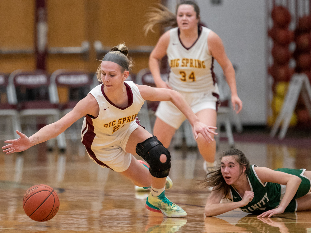 Trinity girls over Big Spring in Mid Penn semifinal