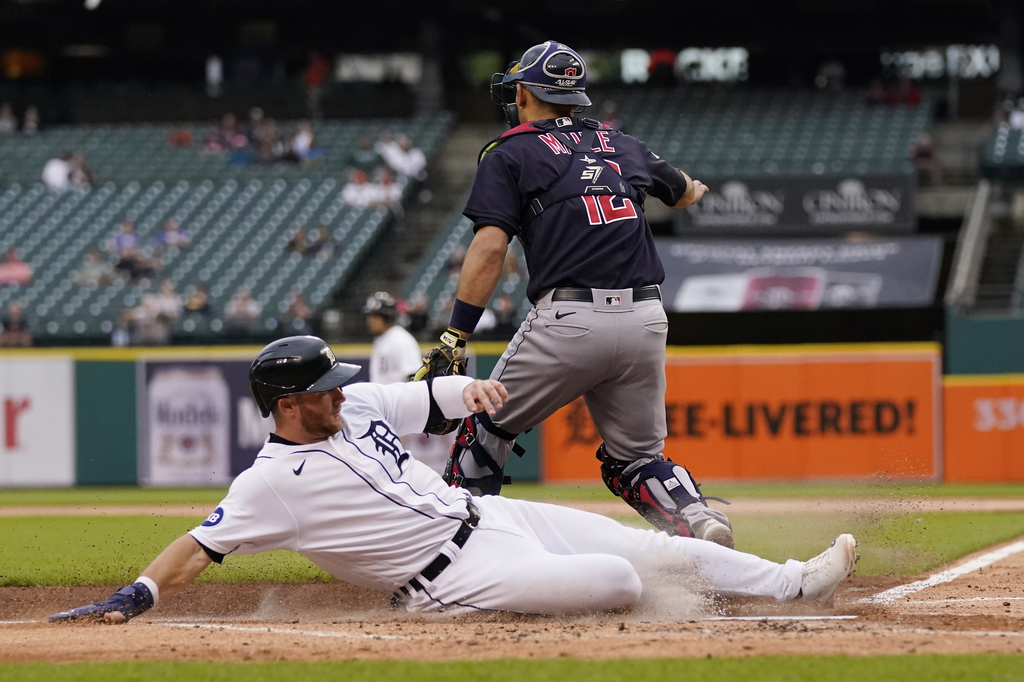 A Pep Talk for Miguel Cabrera - Fake Teams