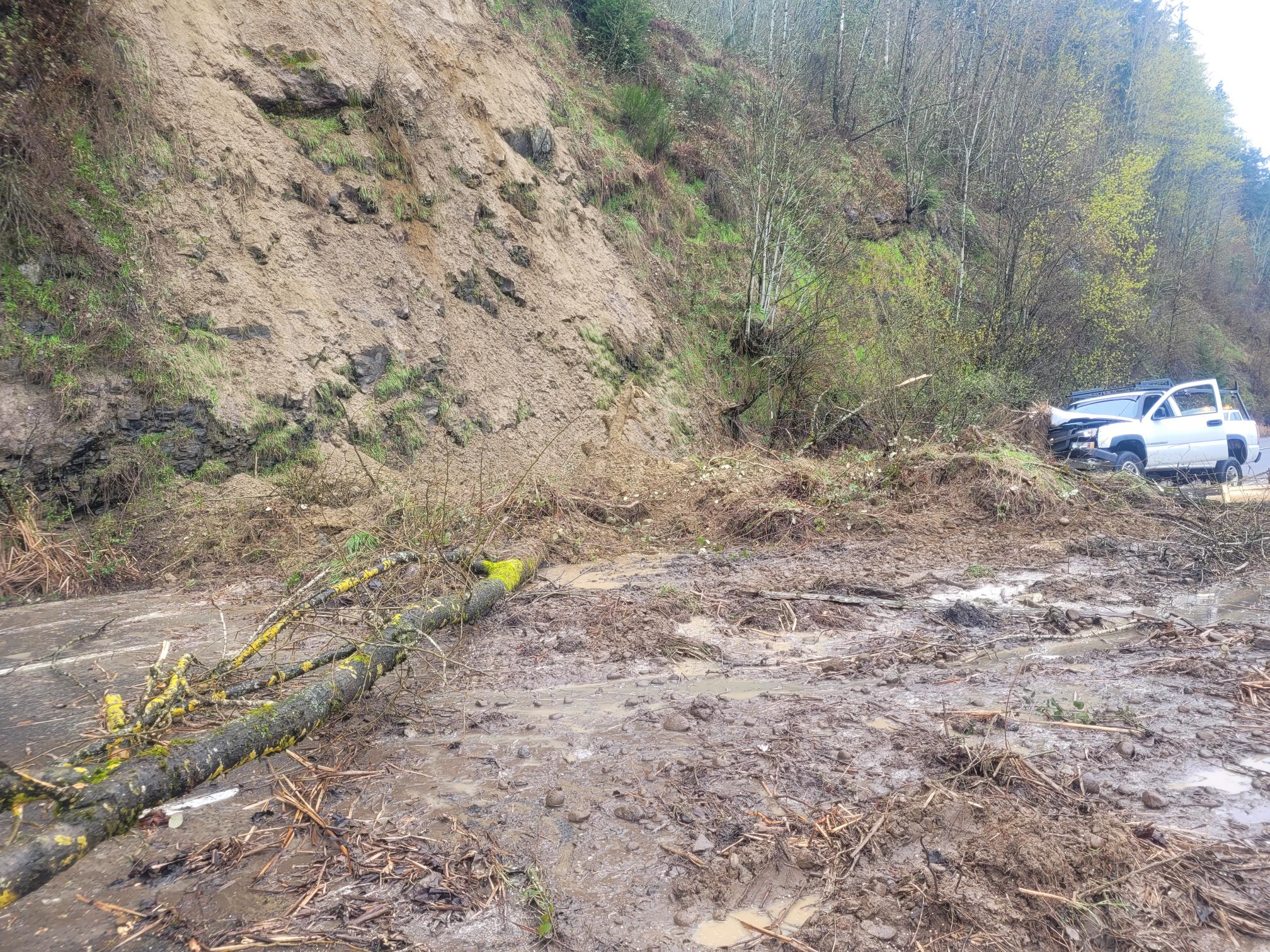 I-5 northbound reopened north of Vancouver after landslide